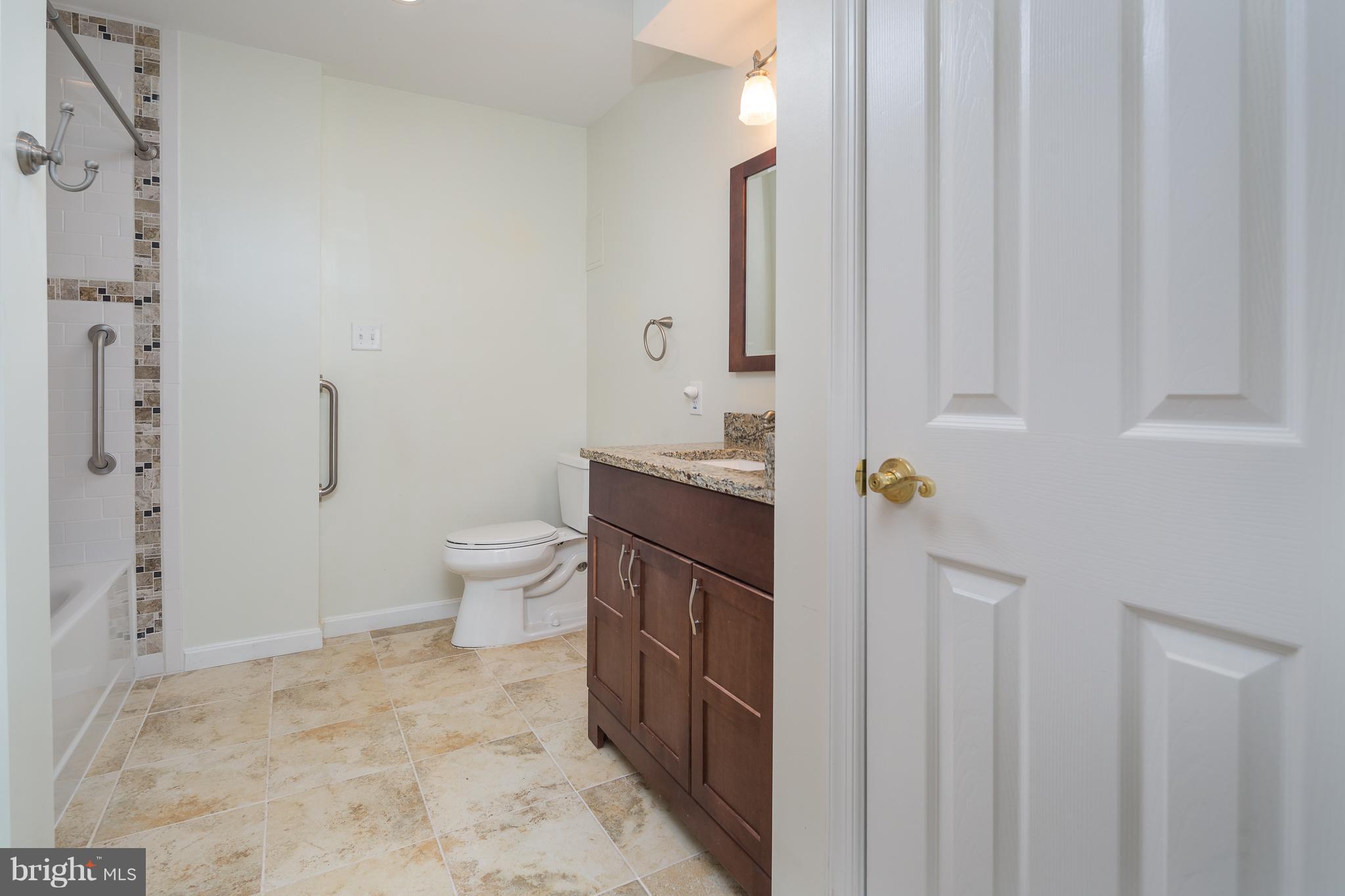 KNOLLWOOD ESTATES - Residential