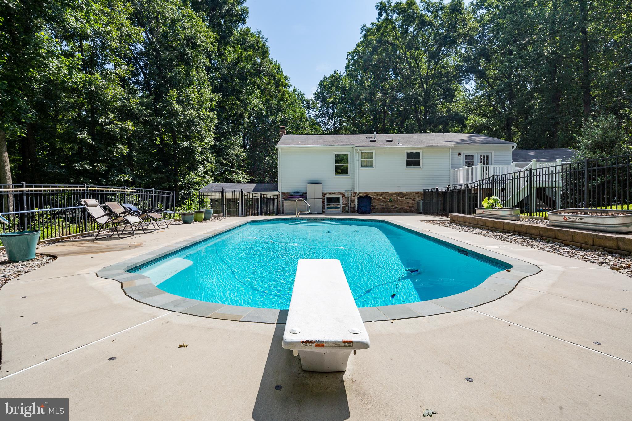 KNOLLWOOD ESTATES - Residential