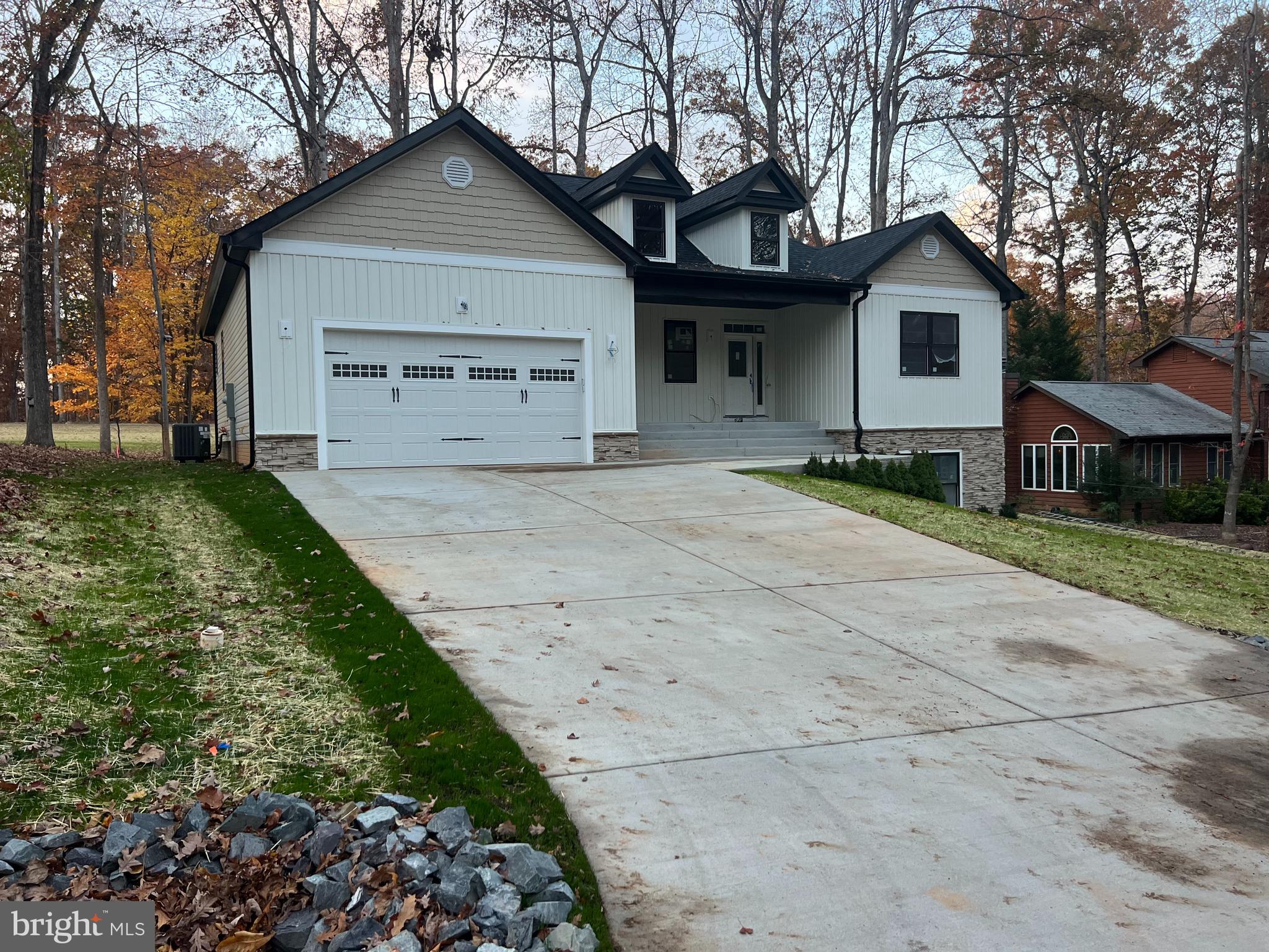 LOCUST GROVE - Residential