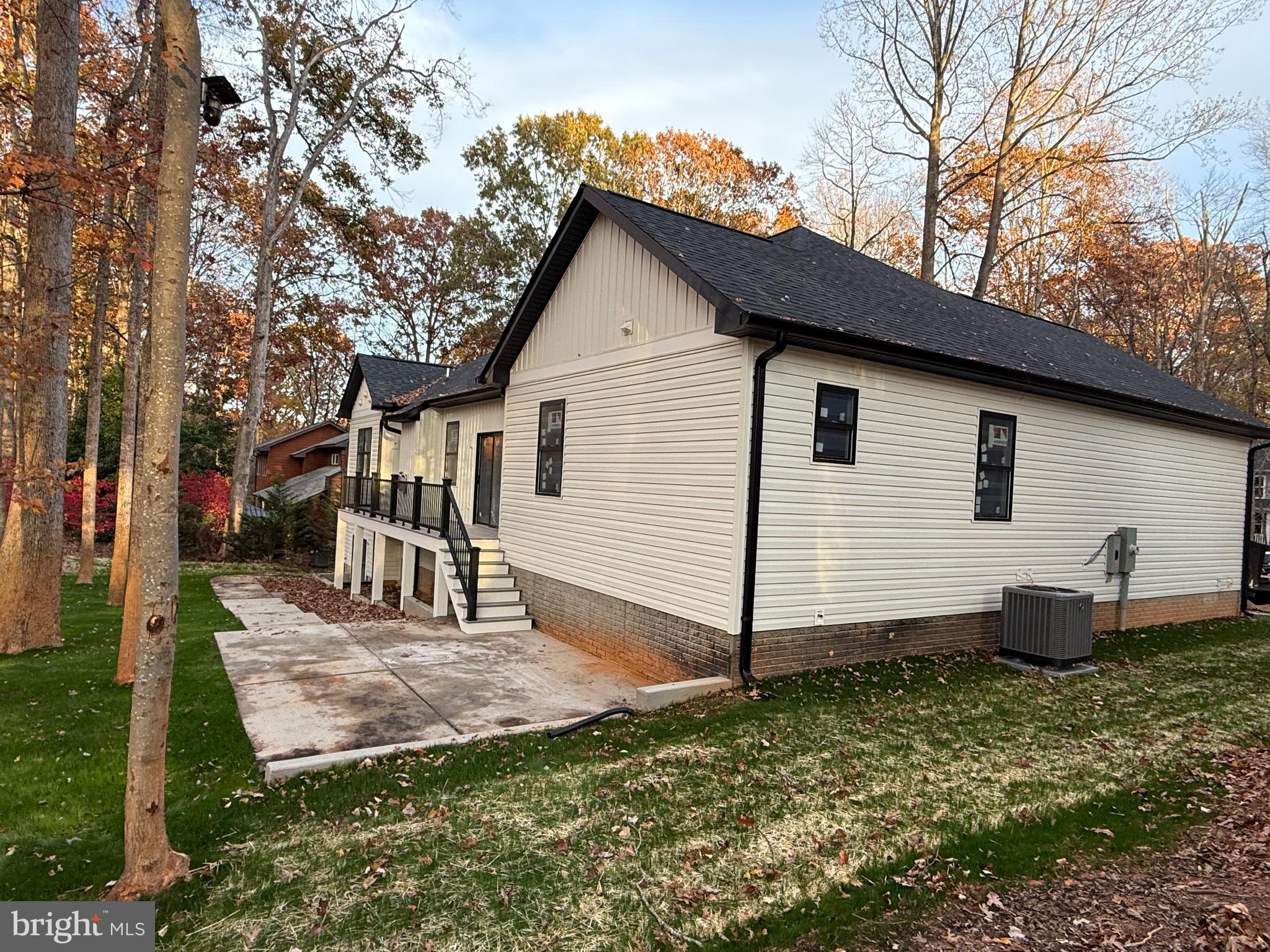 LOCUST GROVE - Residential