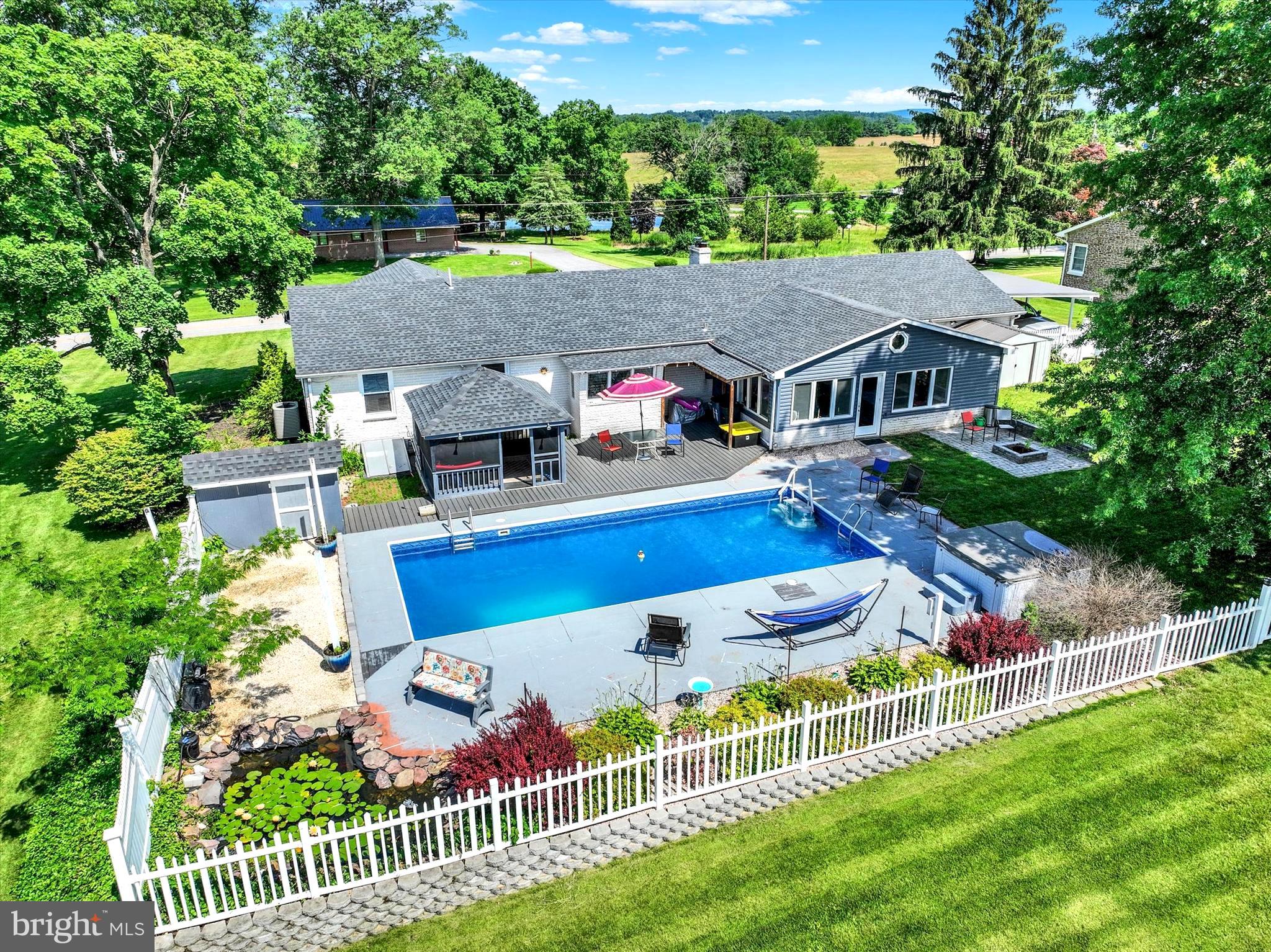 4610 PARADISE ROAD