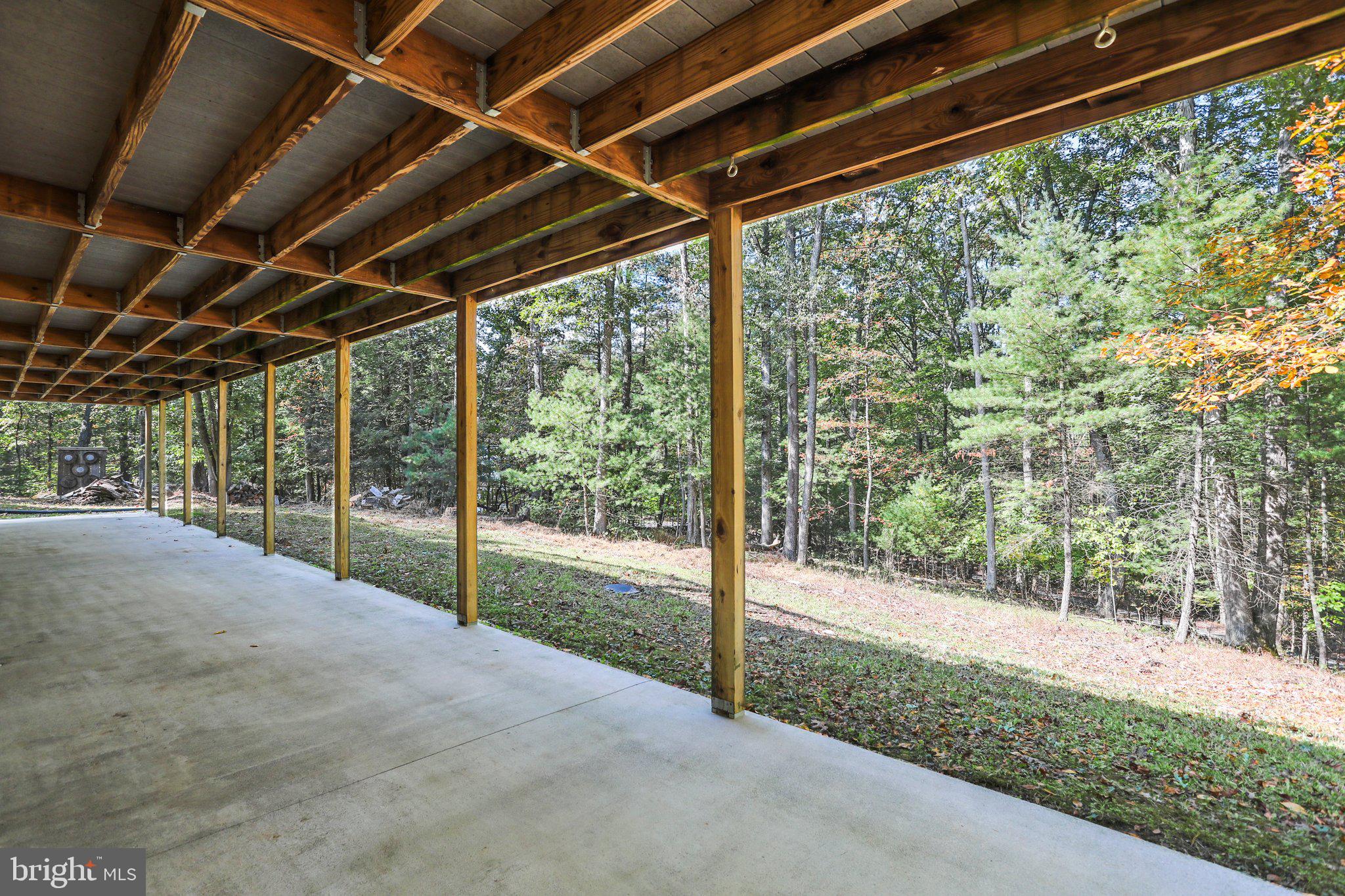 CHESTNUT GROVE - Residential