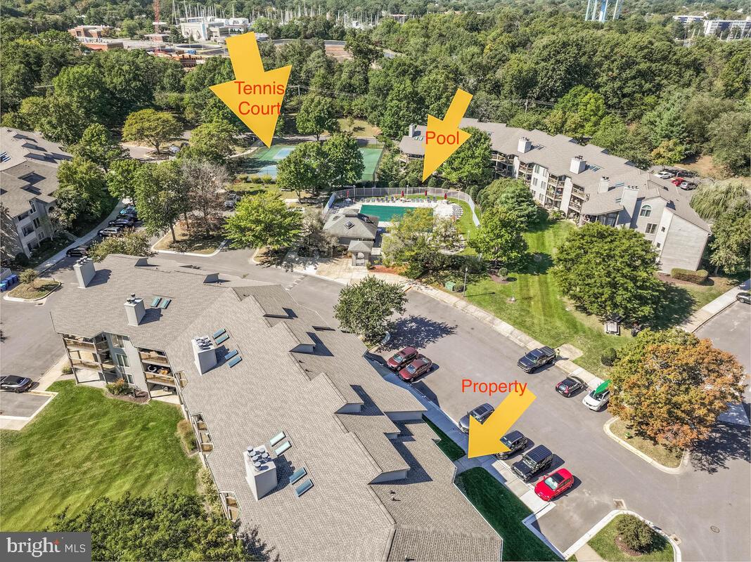 CHESAPEAKE HARBOUR - Residential