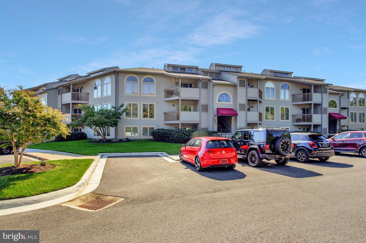 CHESAPEAKE HARBOUR - Residential