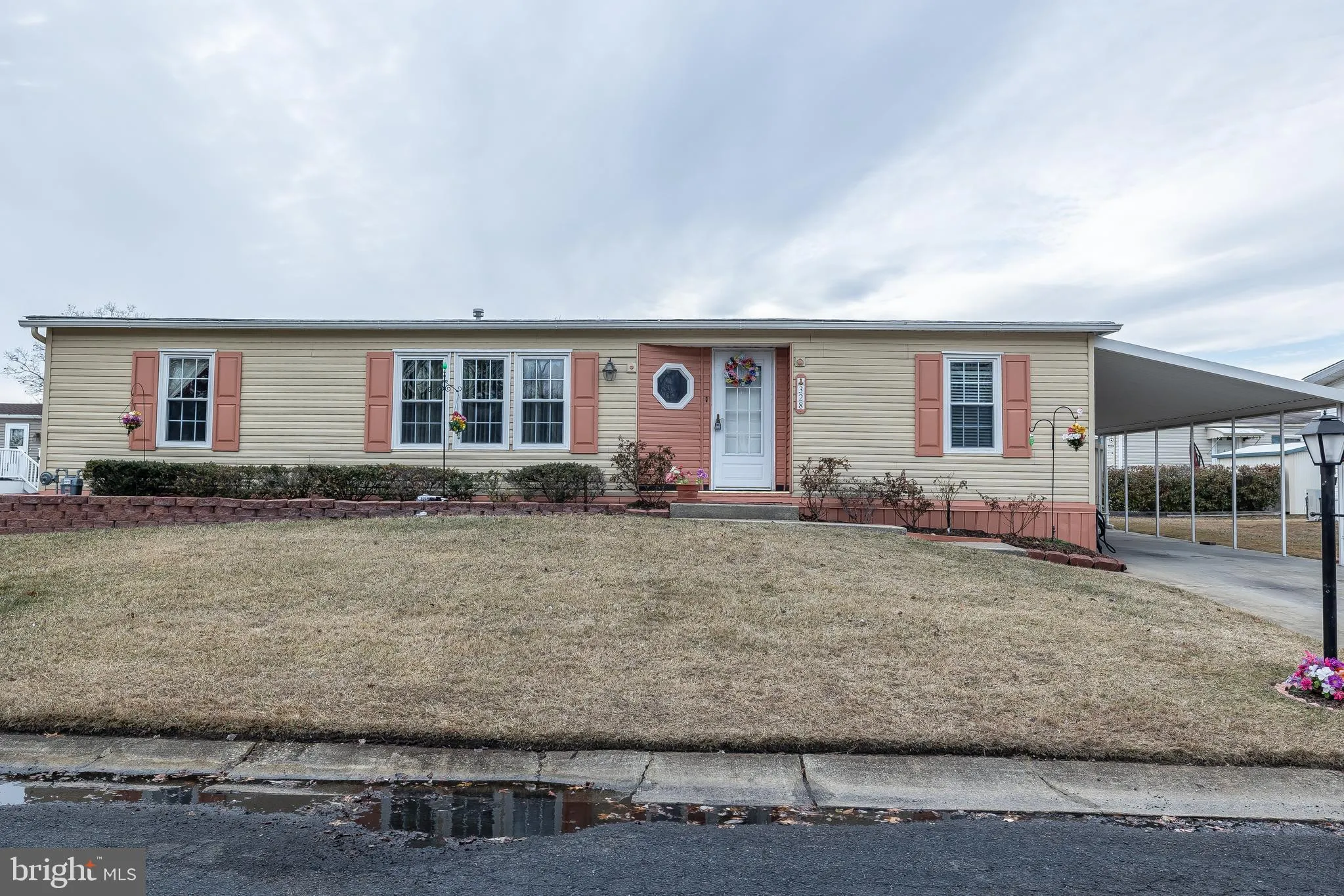 Buena, New Jersey 08310, United States, 2 Bedrooms Bedrooms, ,2 BathroomsBathrooms,Residential,Contingent,76601