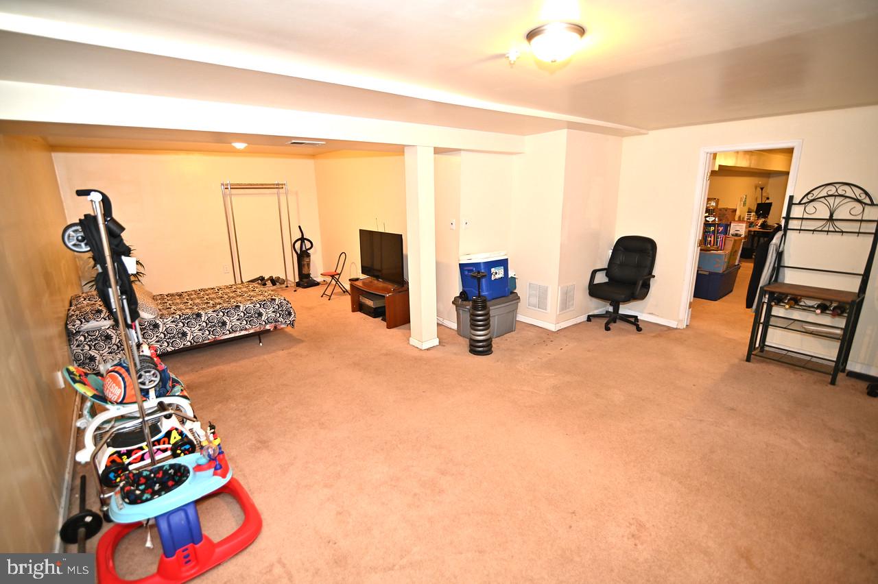 PRESIDENTIAL HEIGHTS - Residential