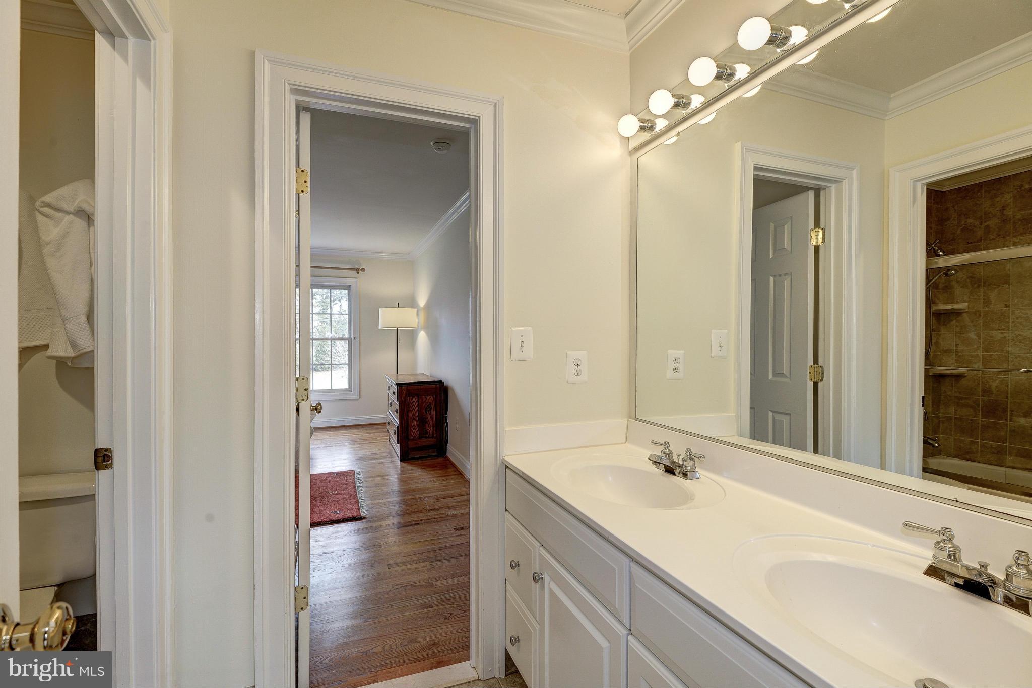 SMC MCLEAN - Residential