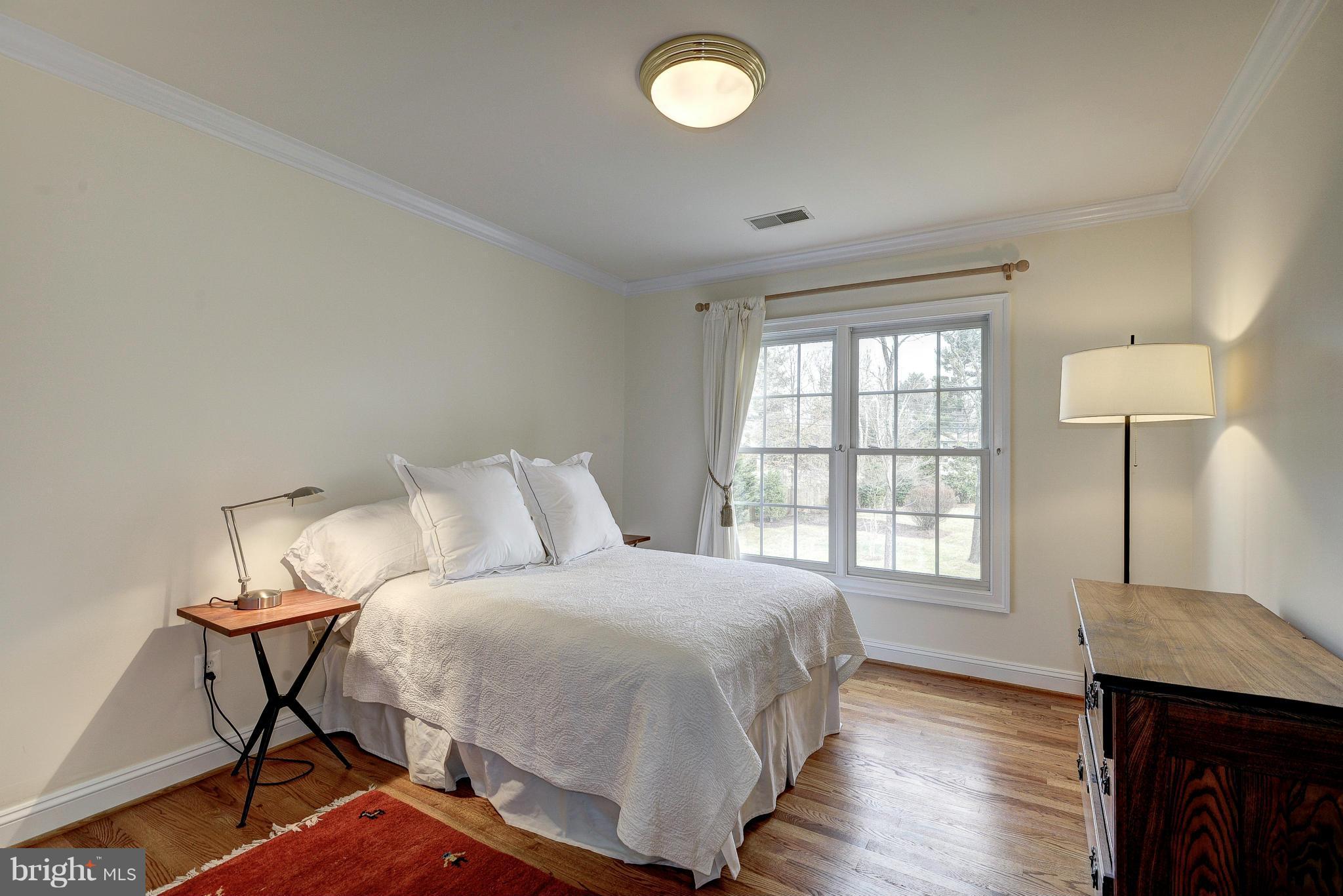 SMC MCLEAN - Residential