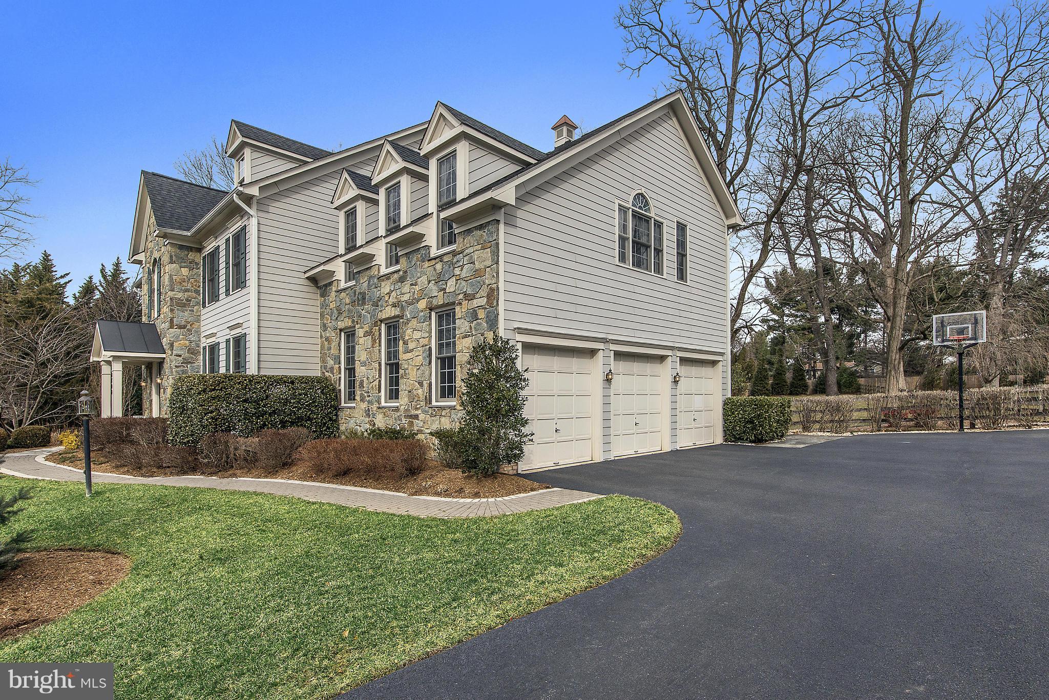 SMC MCLEAN - Residential