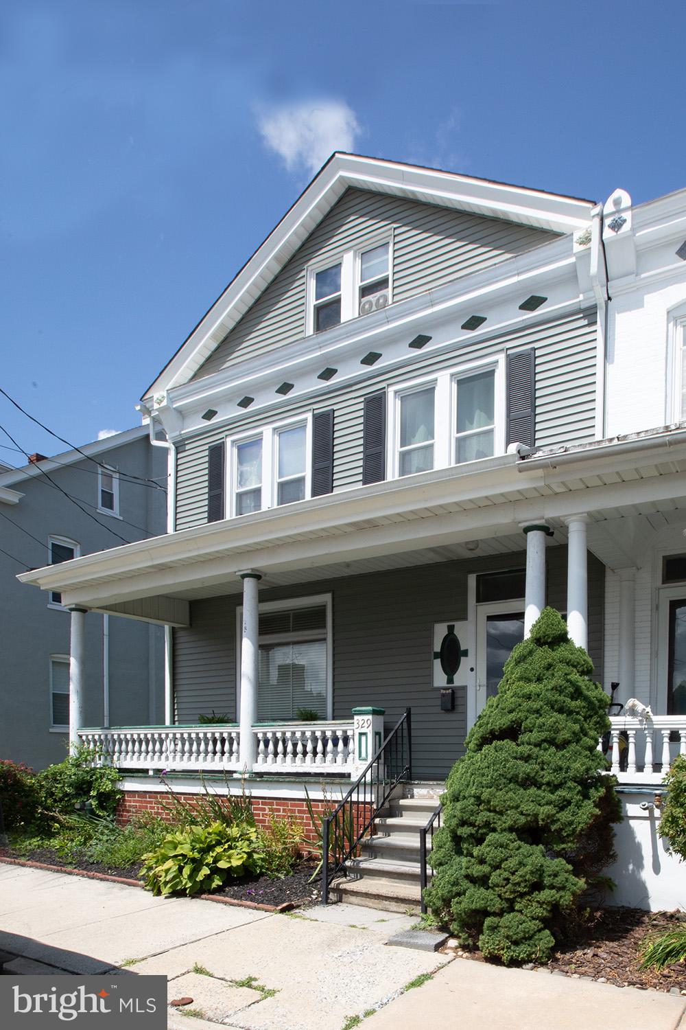 329 W WALNUT STREET