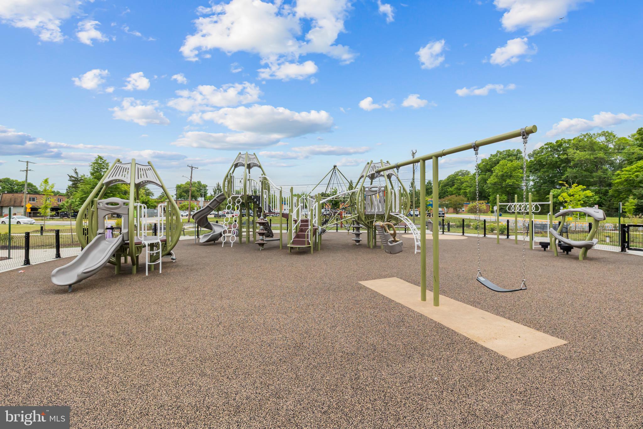SEQUOYAH - Residential