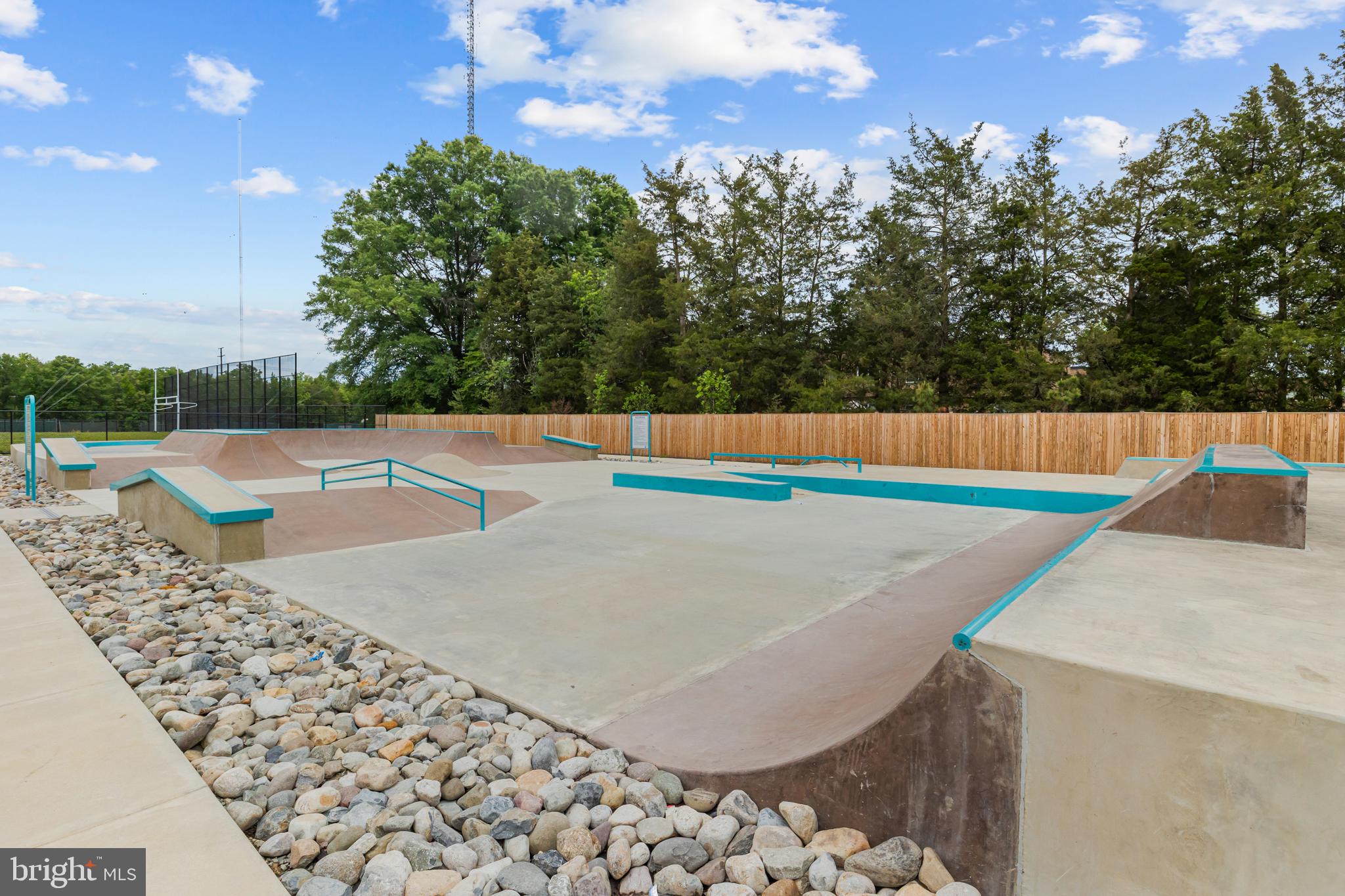 SEQUOYAH - Residential