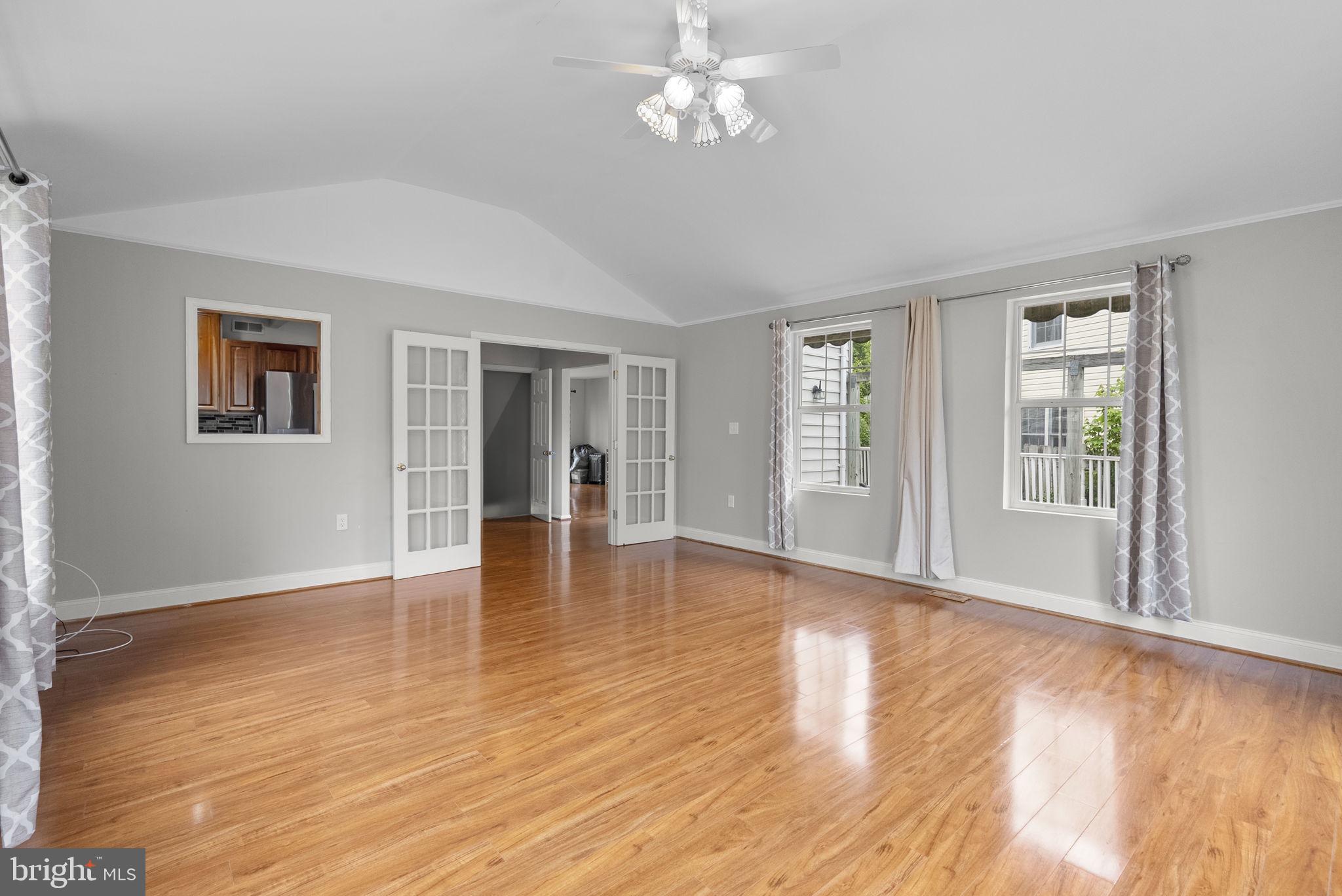 POTOMAC RIDGE - Residential