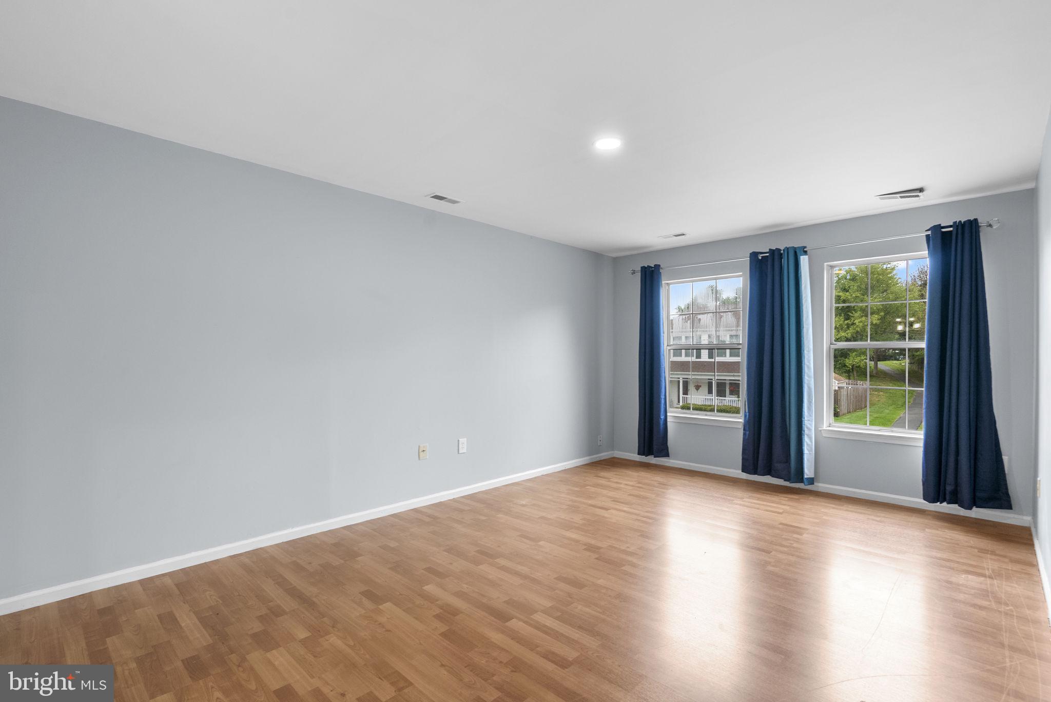 POTOMAC RIDGE - Residential