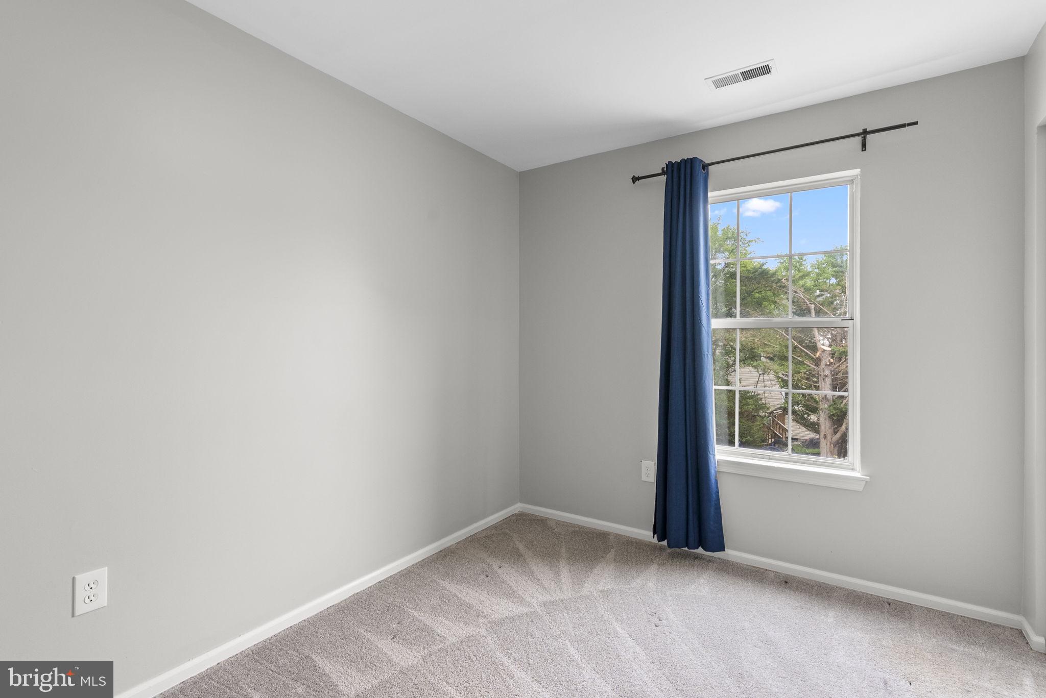 POTOMAC RIDGE - Residential