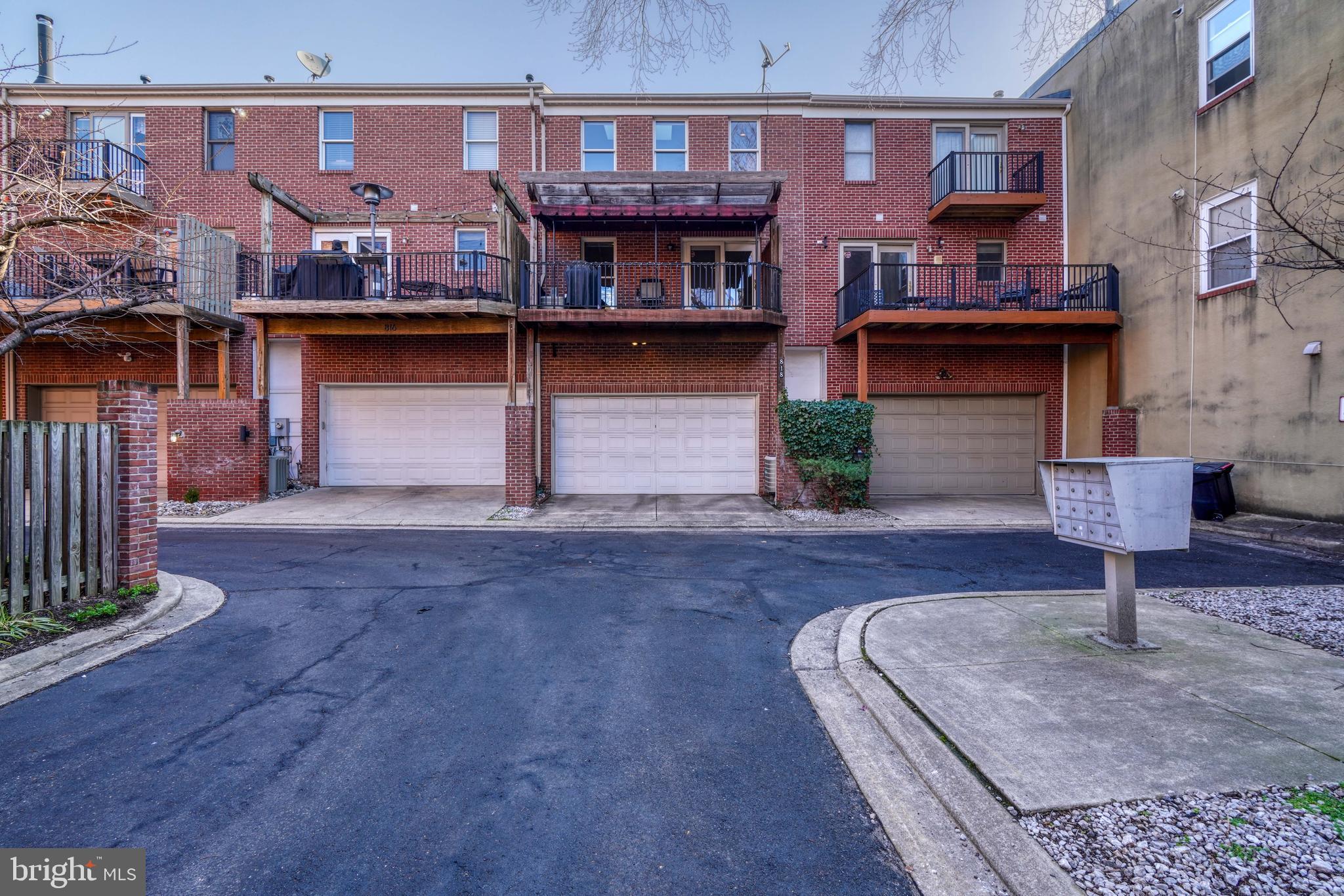 FEDERAL HILL HISTORIC DISTRICT - Residential