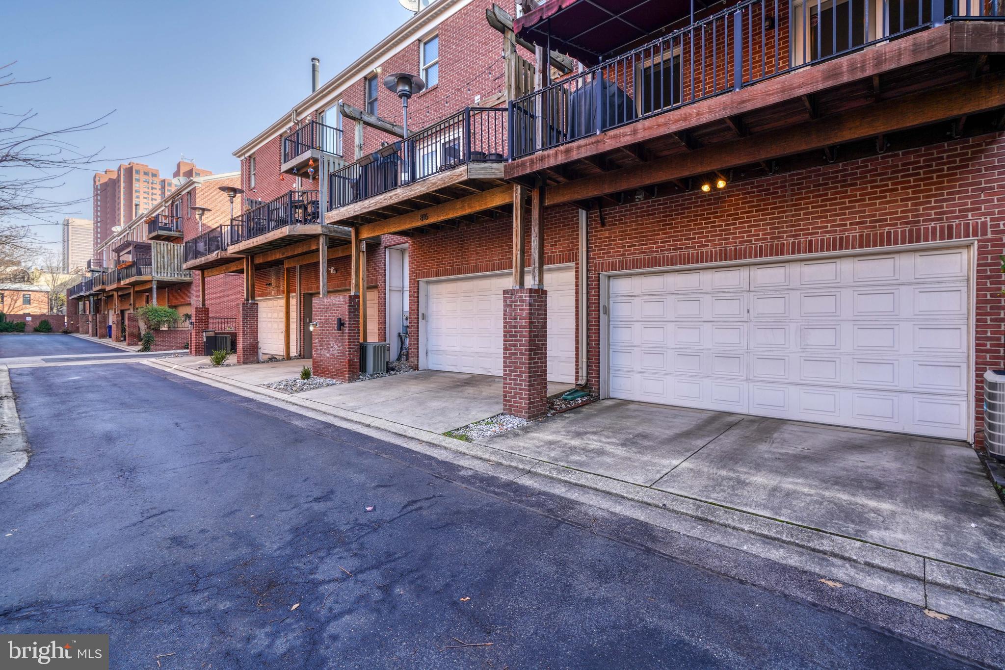 FEDERAL HILL HISTORIC DISTRICT - Residential