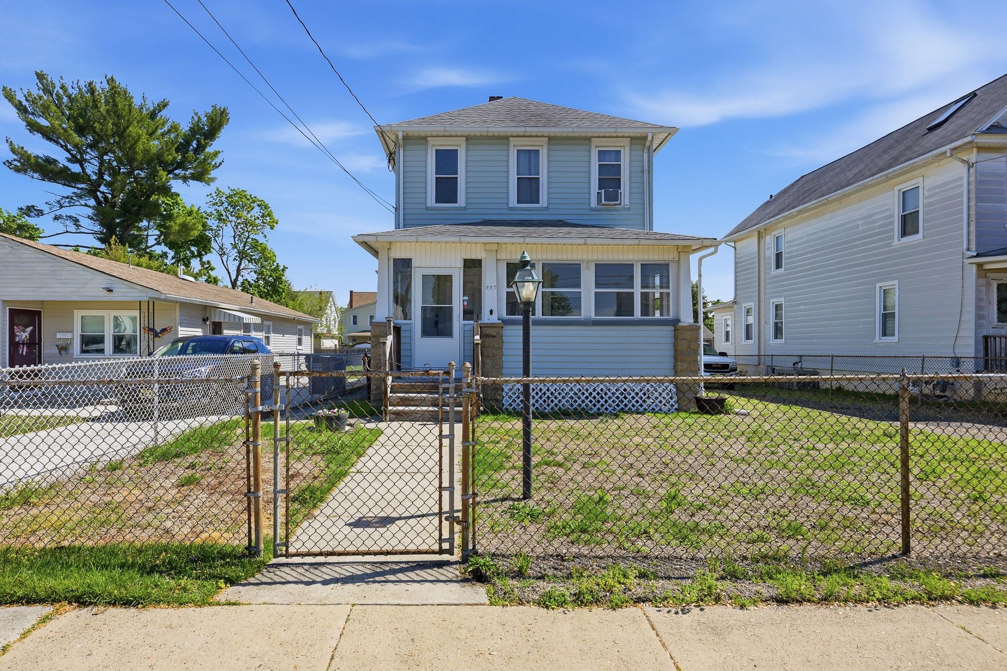 227 HEULINGS AVENUE