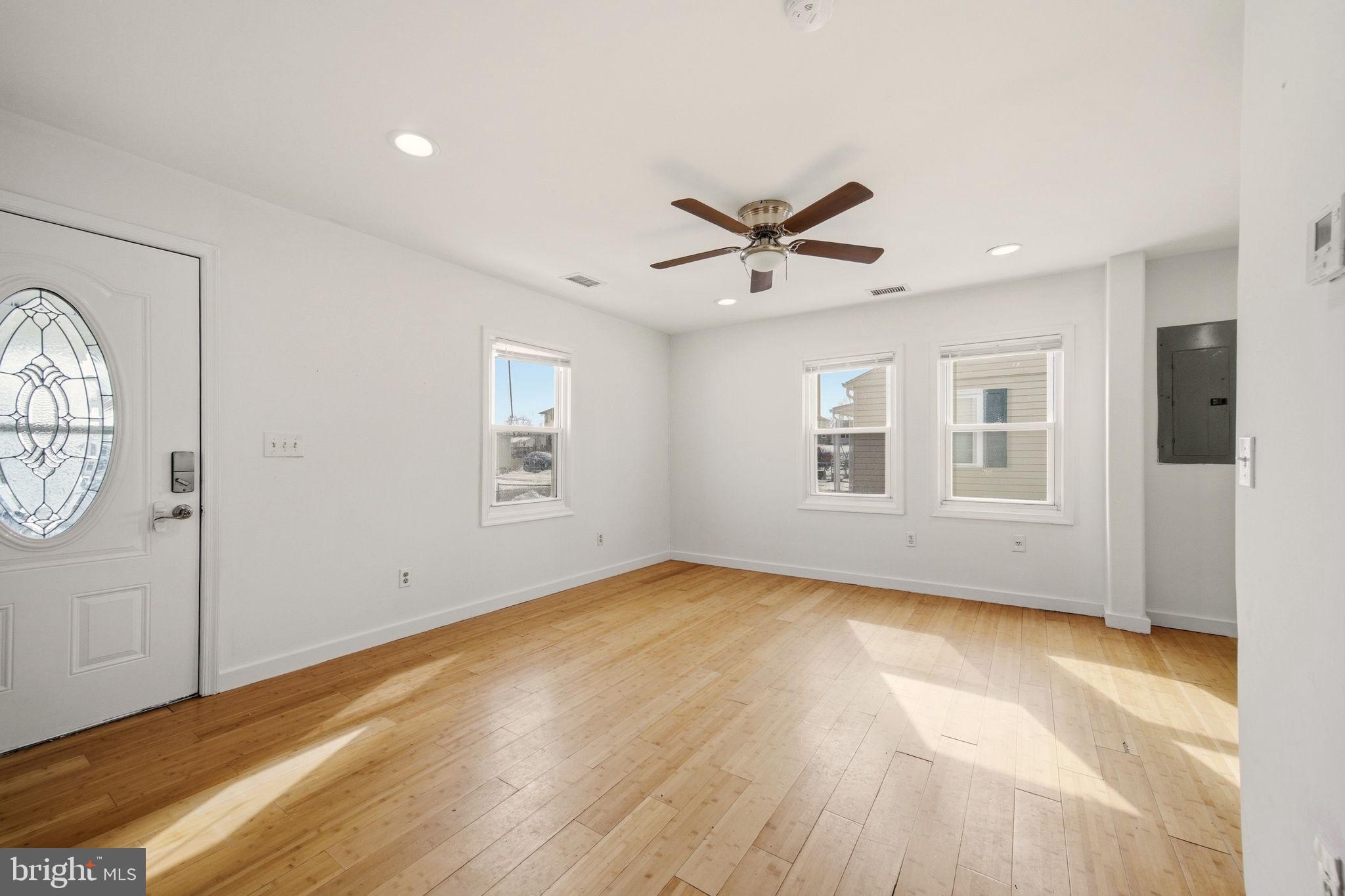 MIDDLESEX - Residential