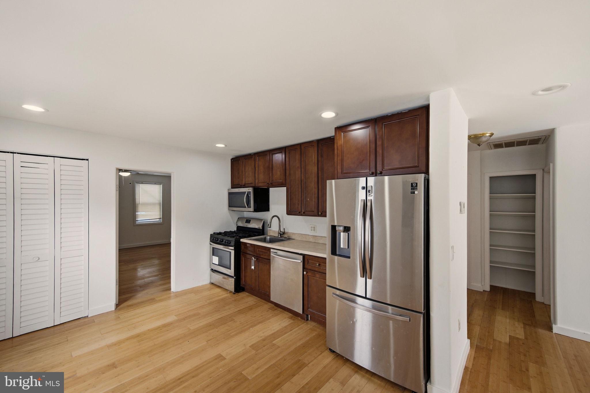 MIDDLESEX - Residential