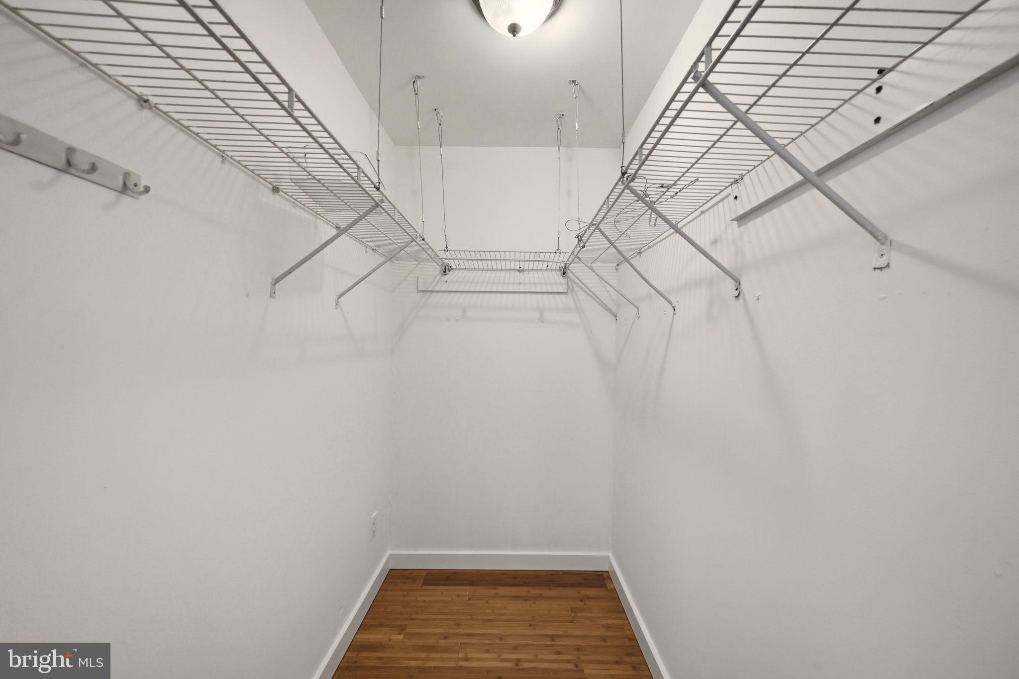 MIDDLESEX - Residential