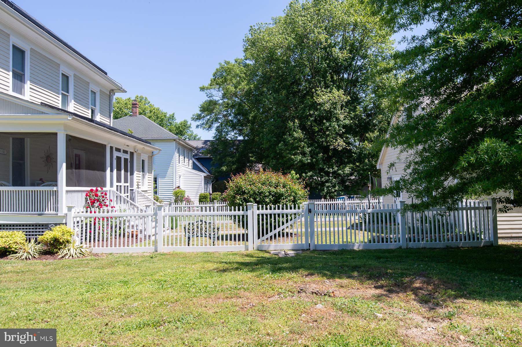 WEST END - Residential