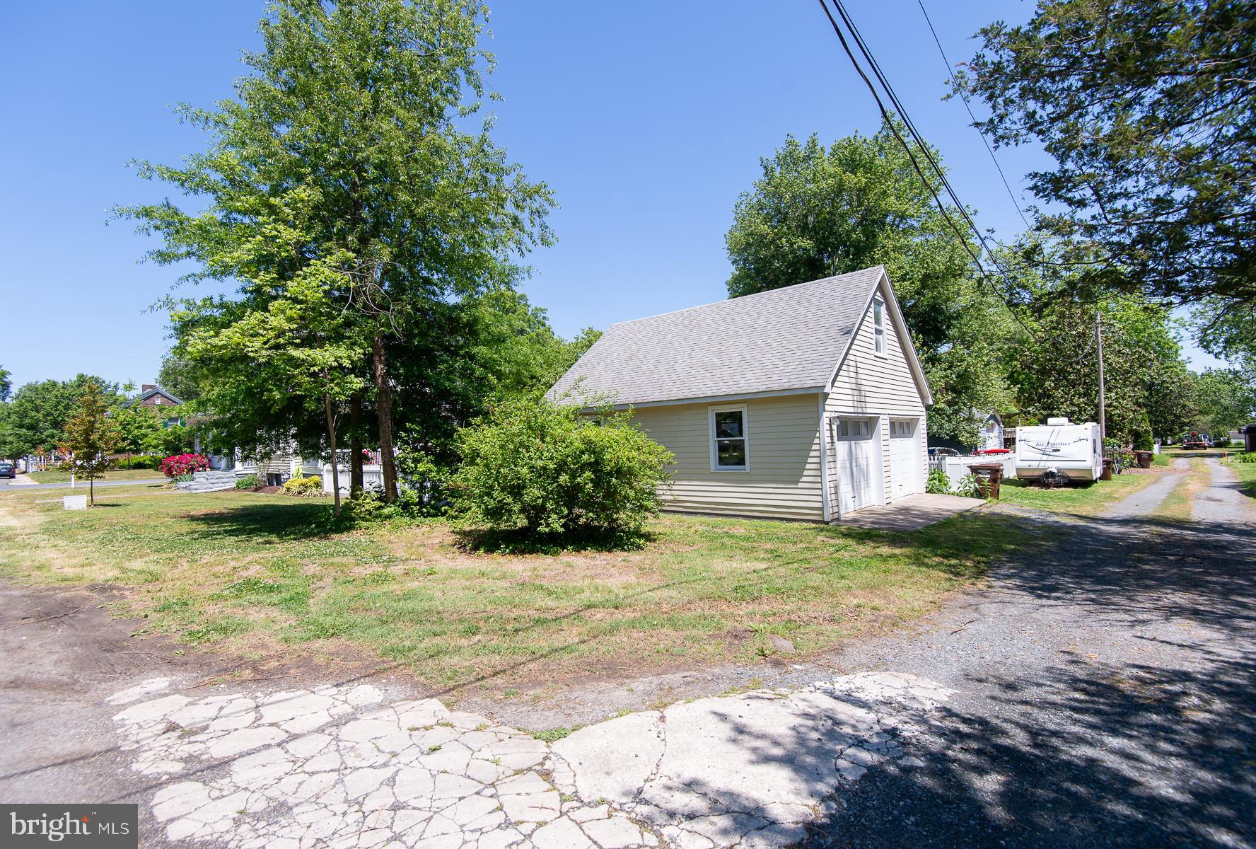 WEST END - Residential