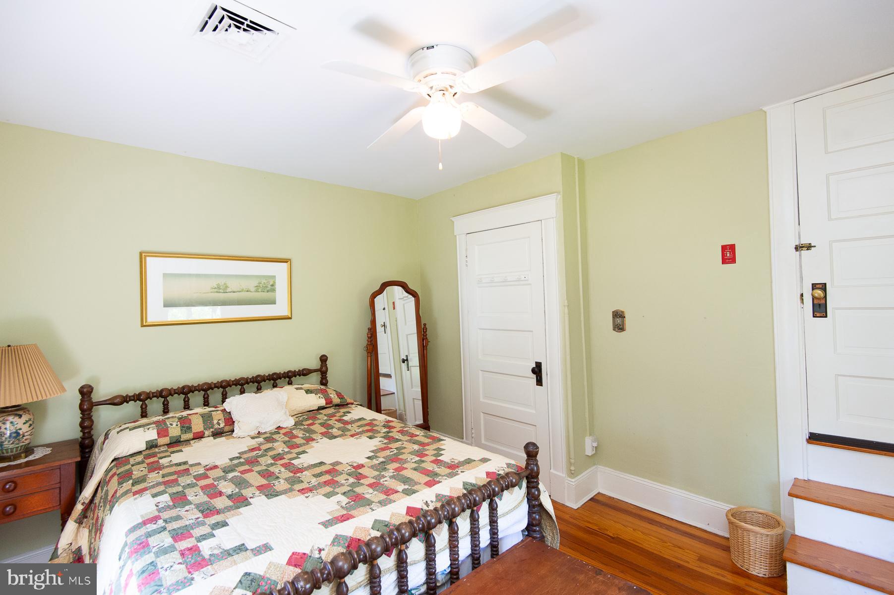 WEST END - Residential