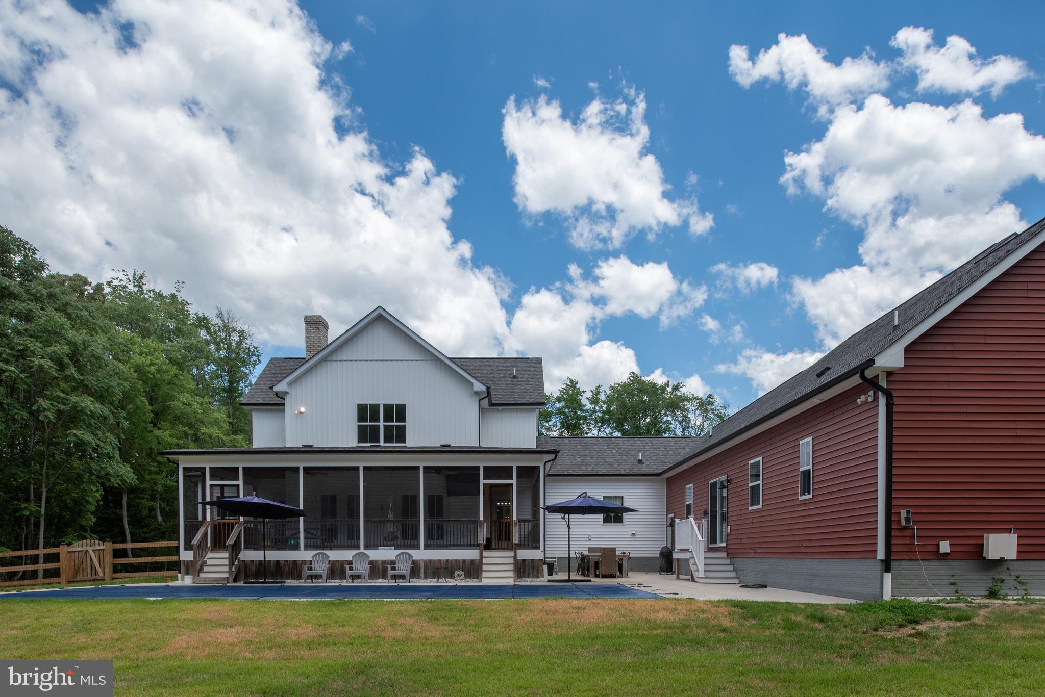 RUBY GLEN - Residential