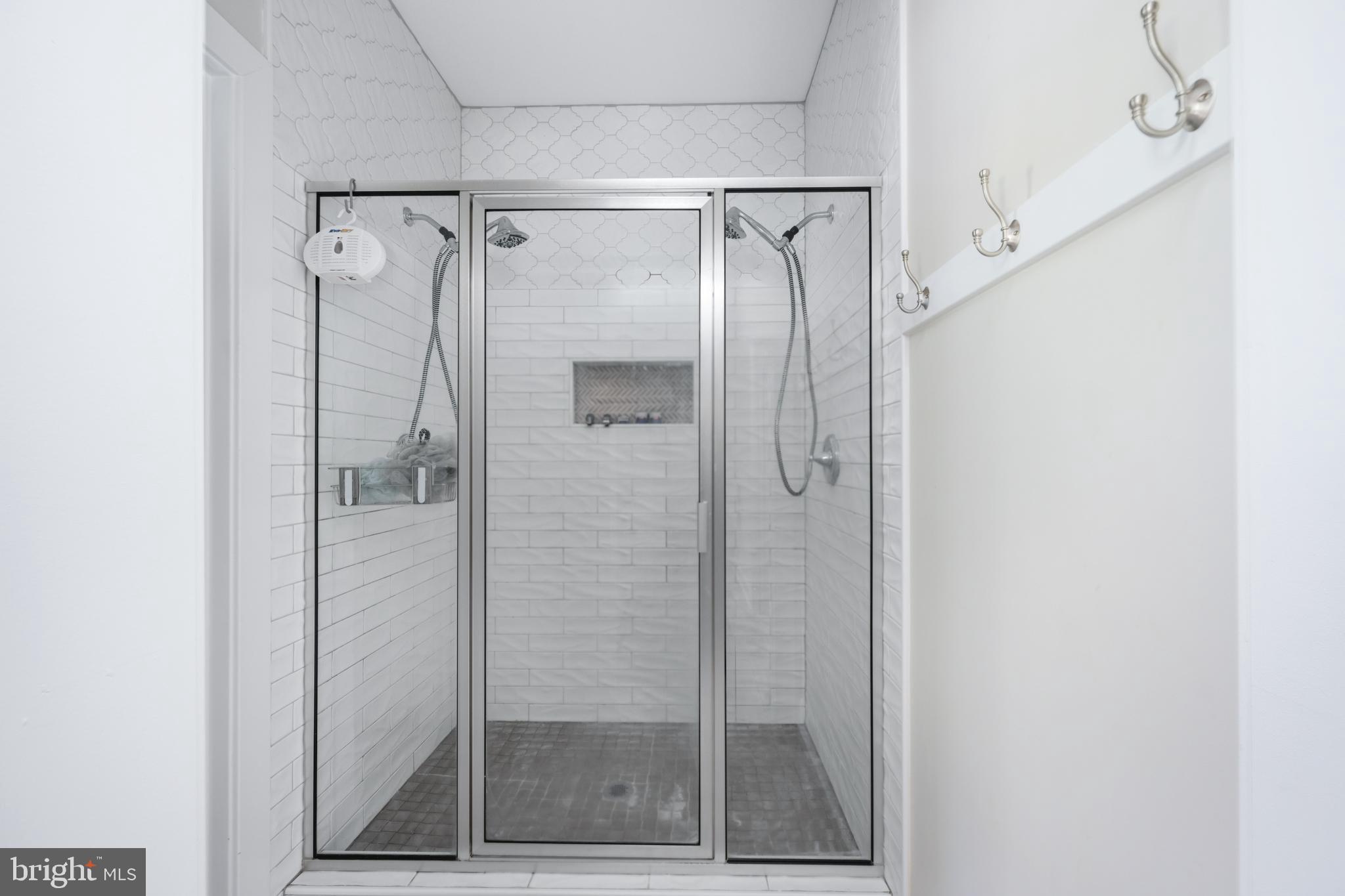 RUBY GLEN - Residential