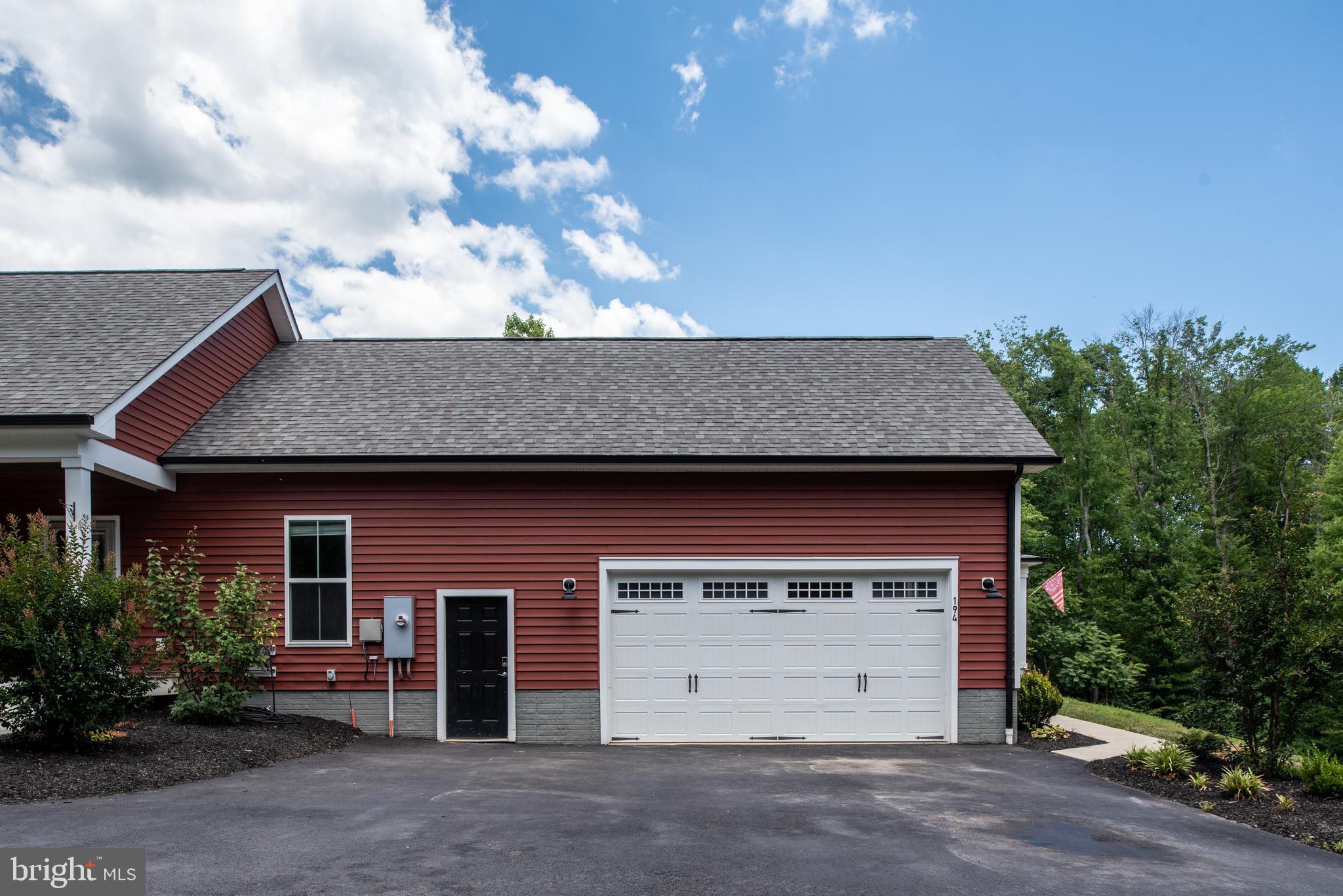 RUBY GLEN - Residential