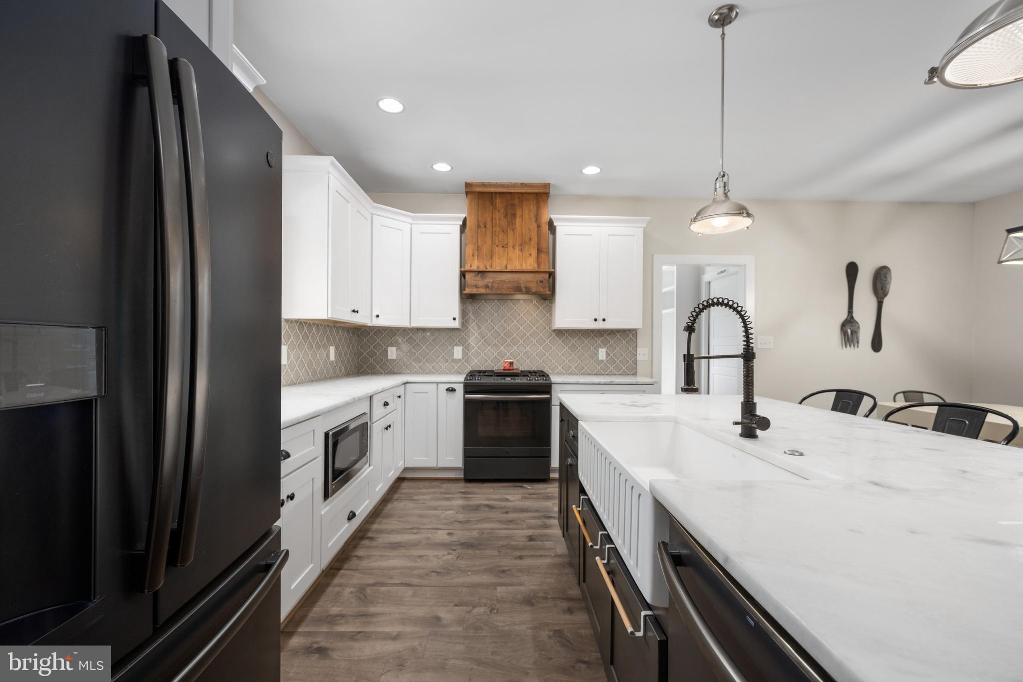 RUBY GLEN - Residential