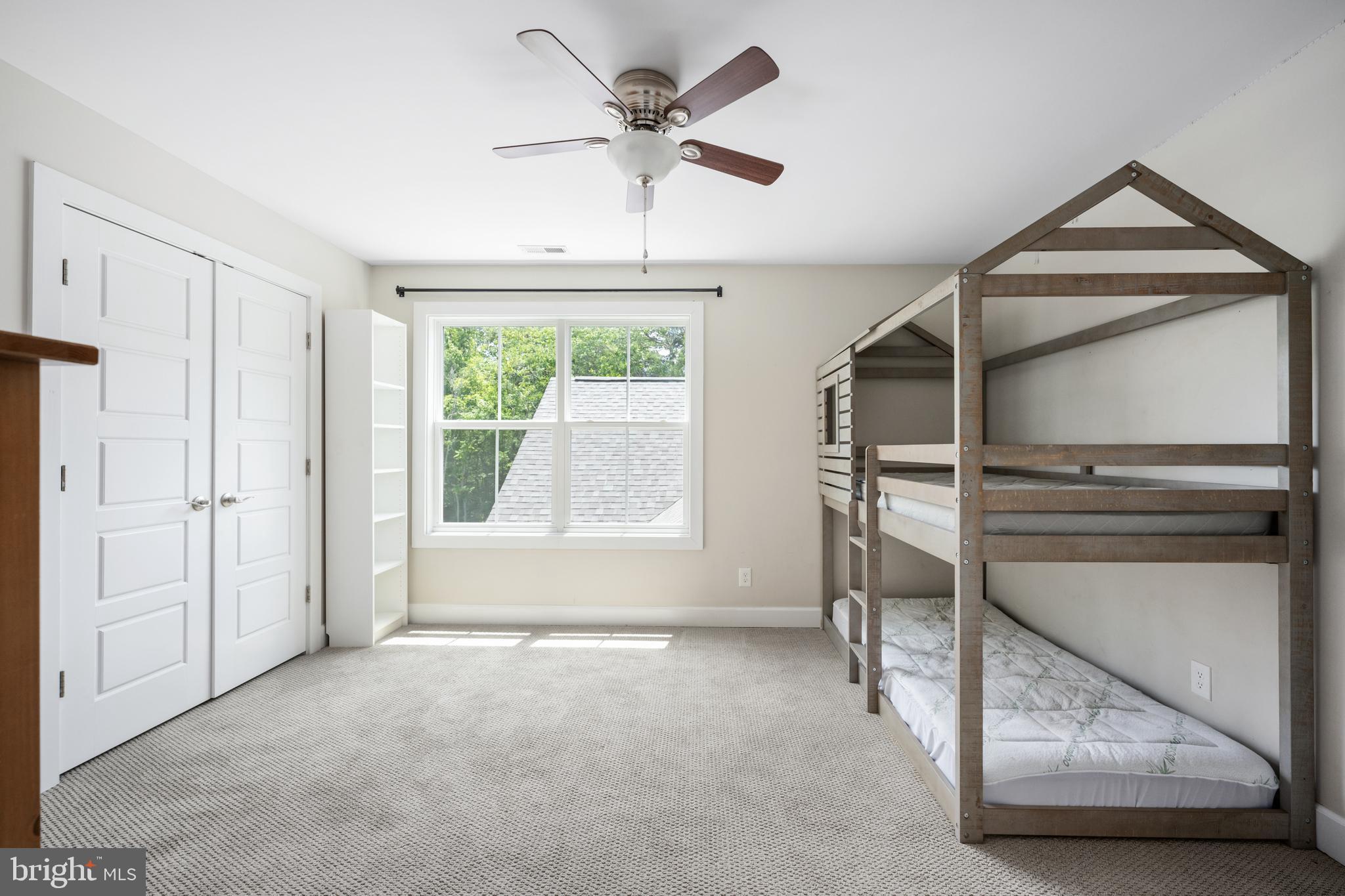 RUBY GLEN - Residential