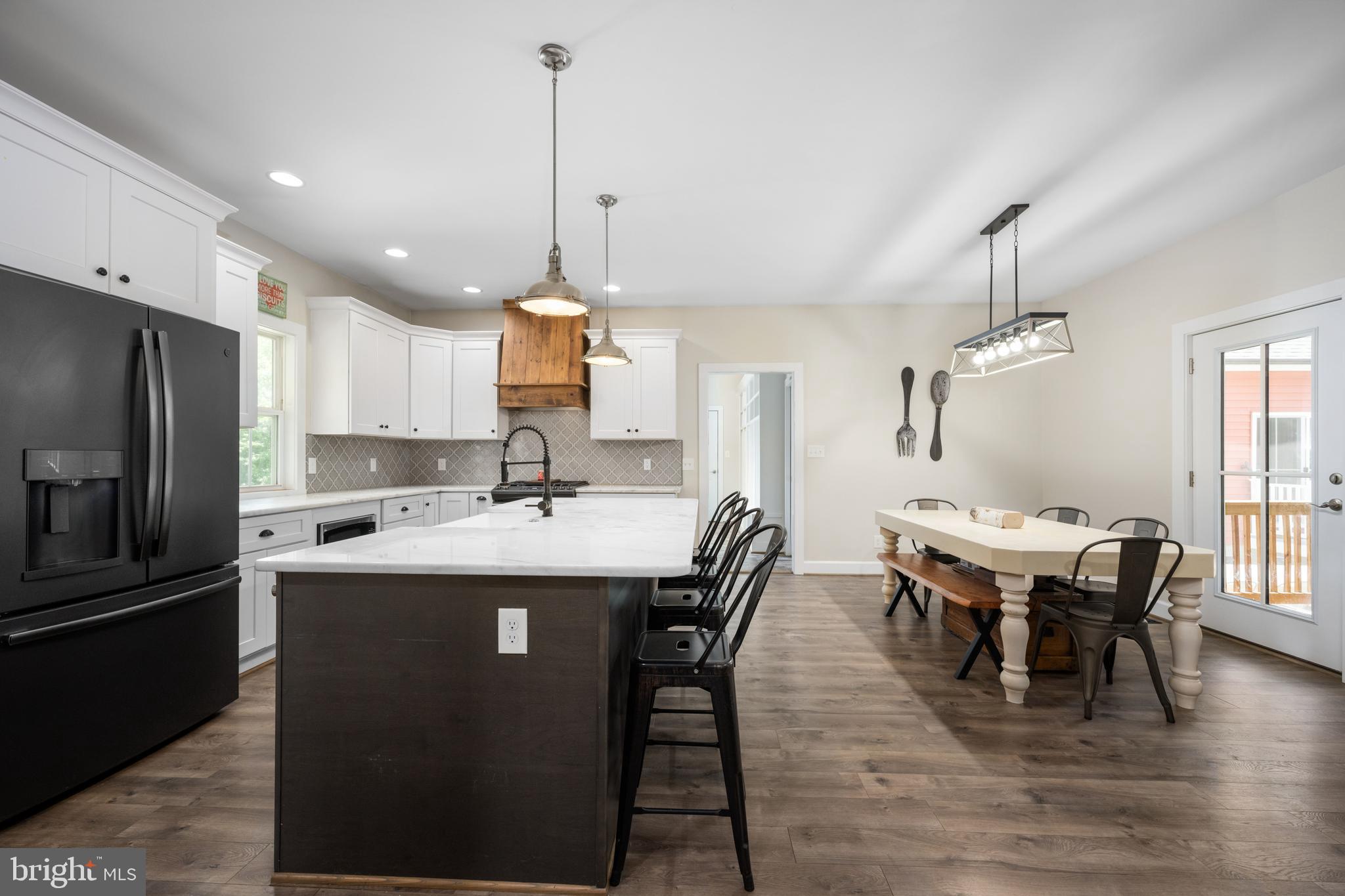 RUBY GLEN - Residential