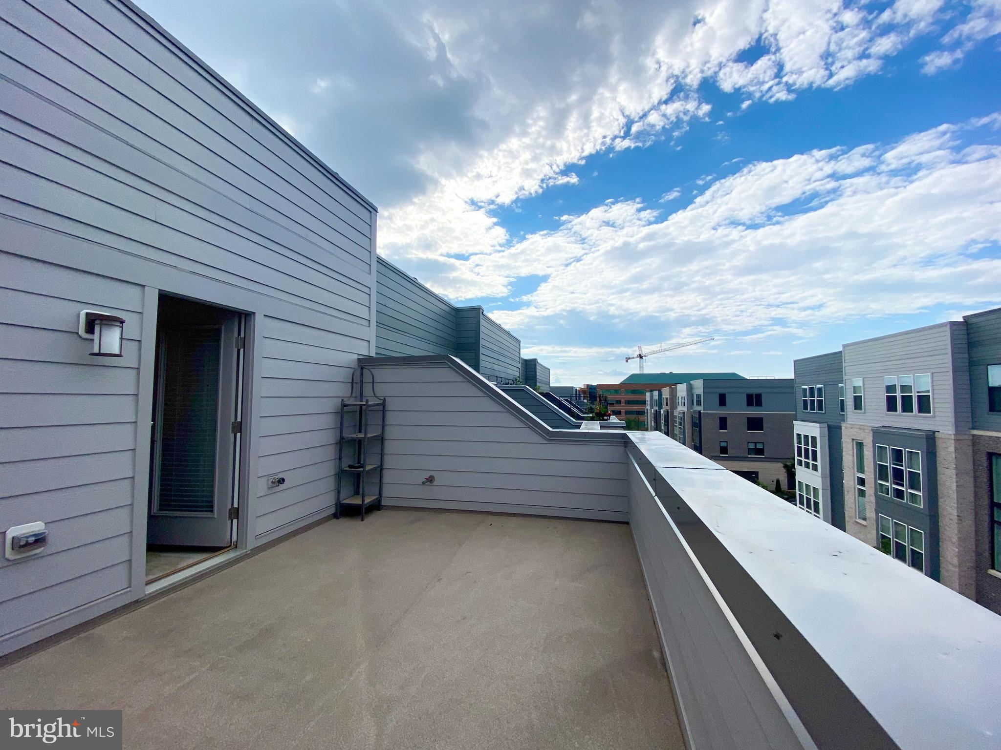 METROPARK AT ARROWBROOK - Residential Lease