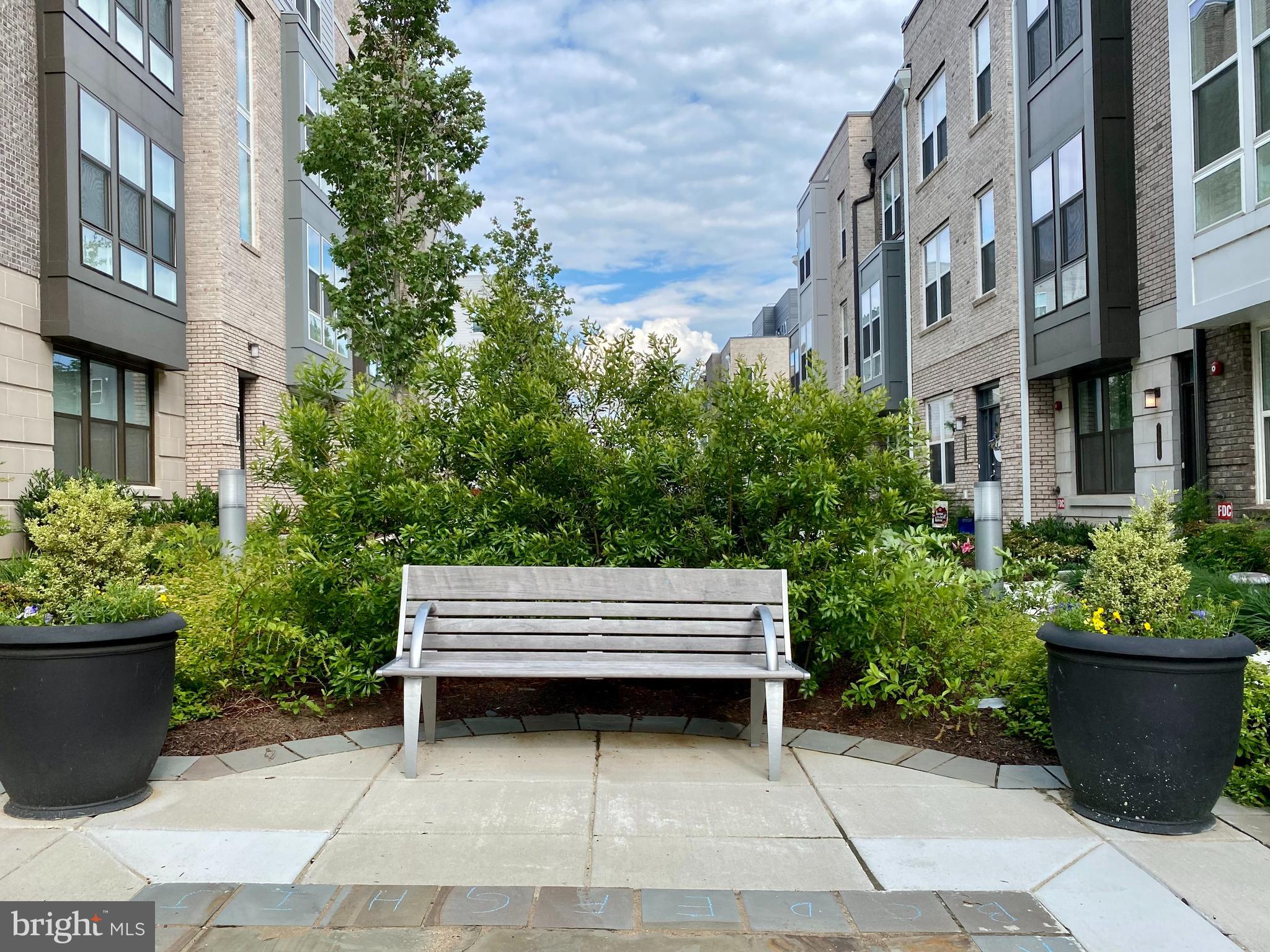 METROPARK AT ARROWBROOK - Residential Lease