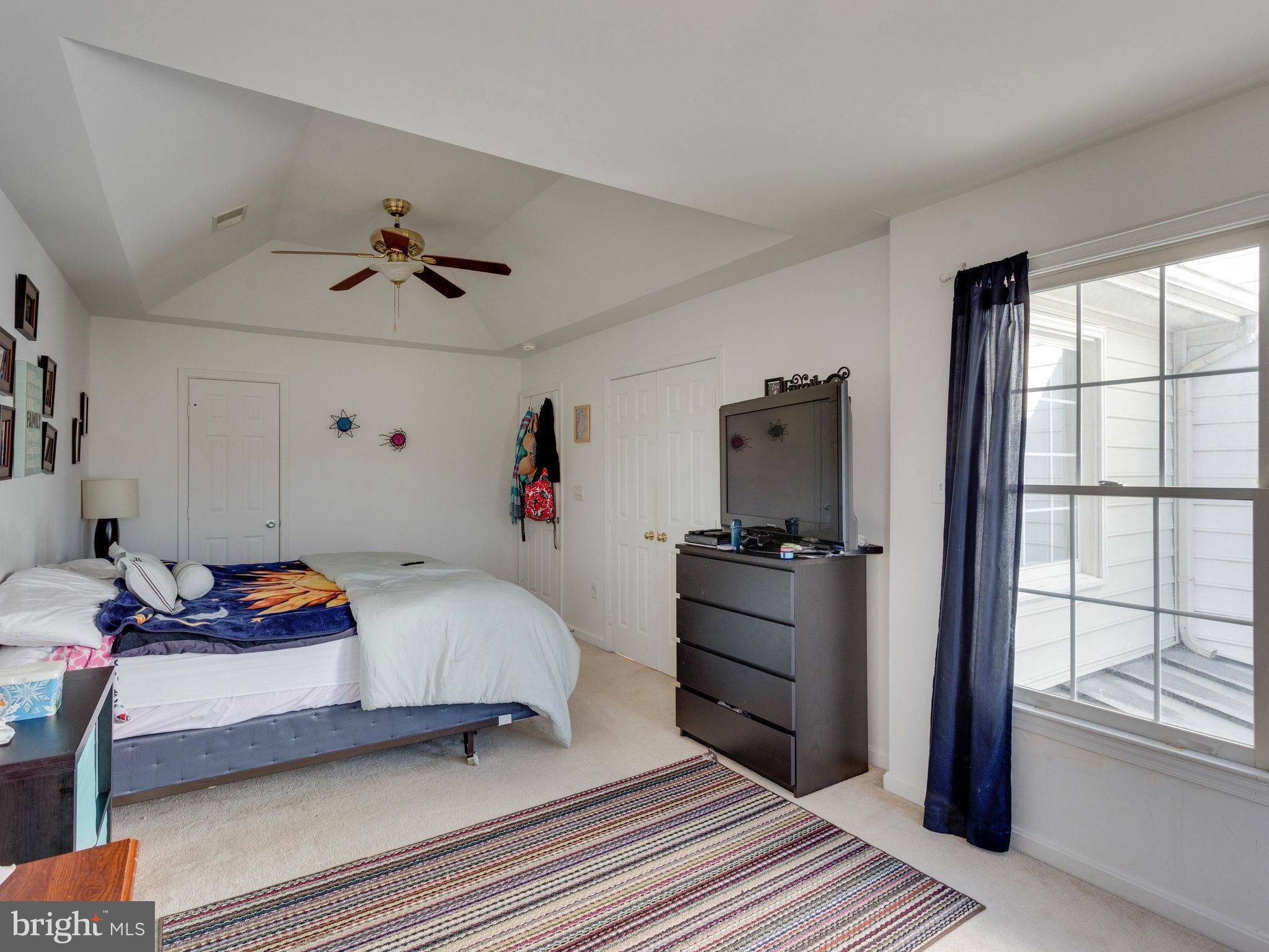 PRINCE WILLIAM COMMONS - Residential