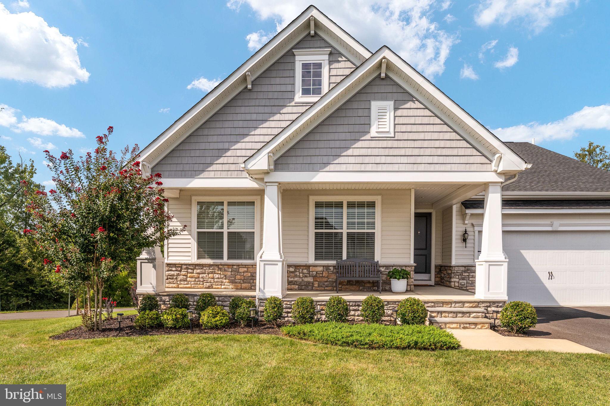 1821 LEGACY LANE