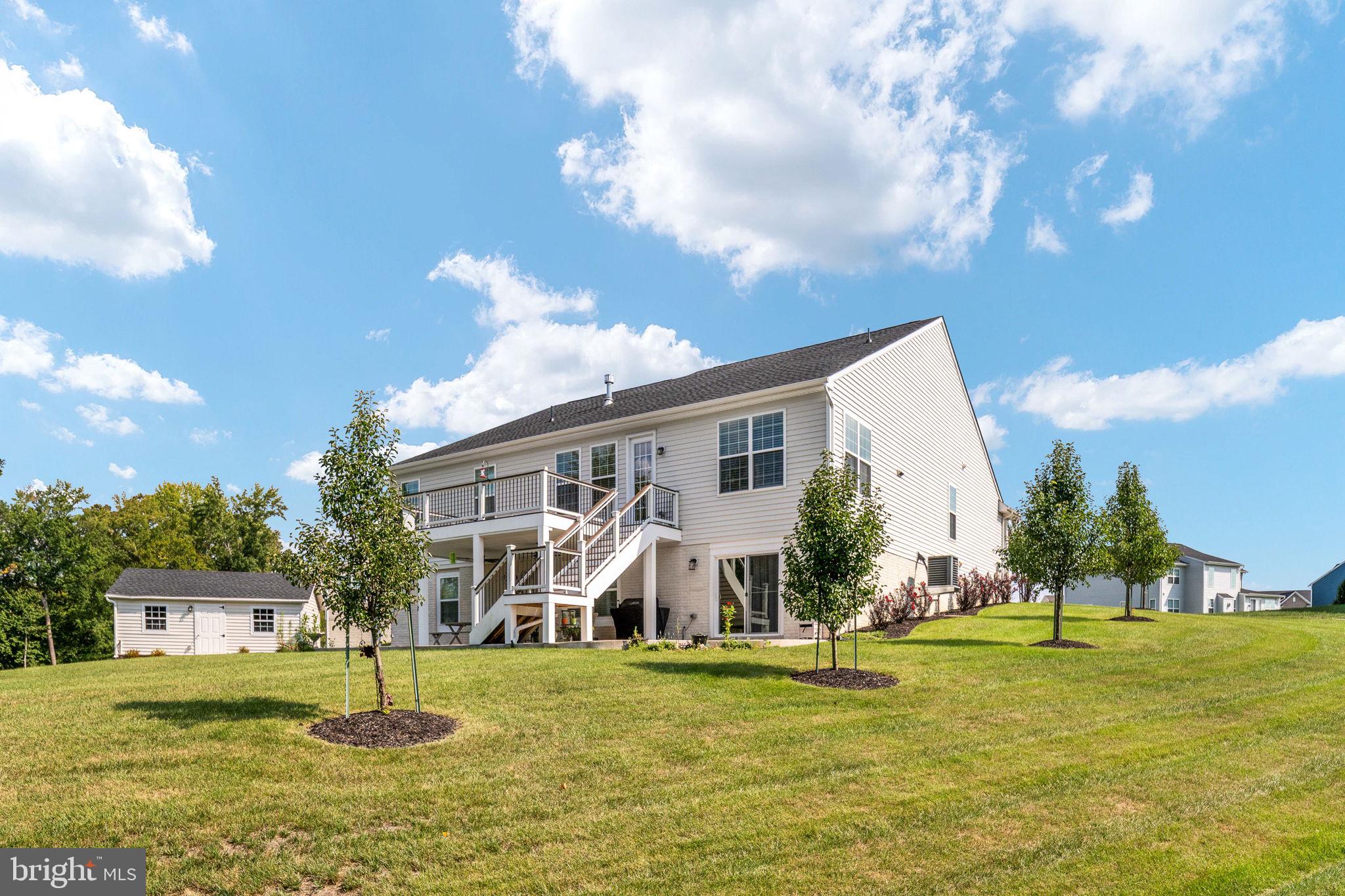 1821 LEGACY LANE