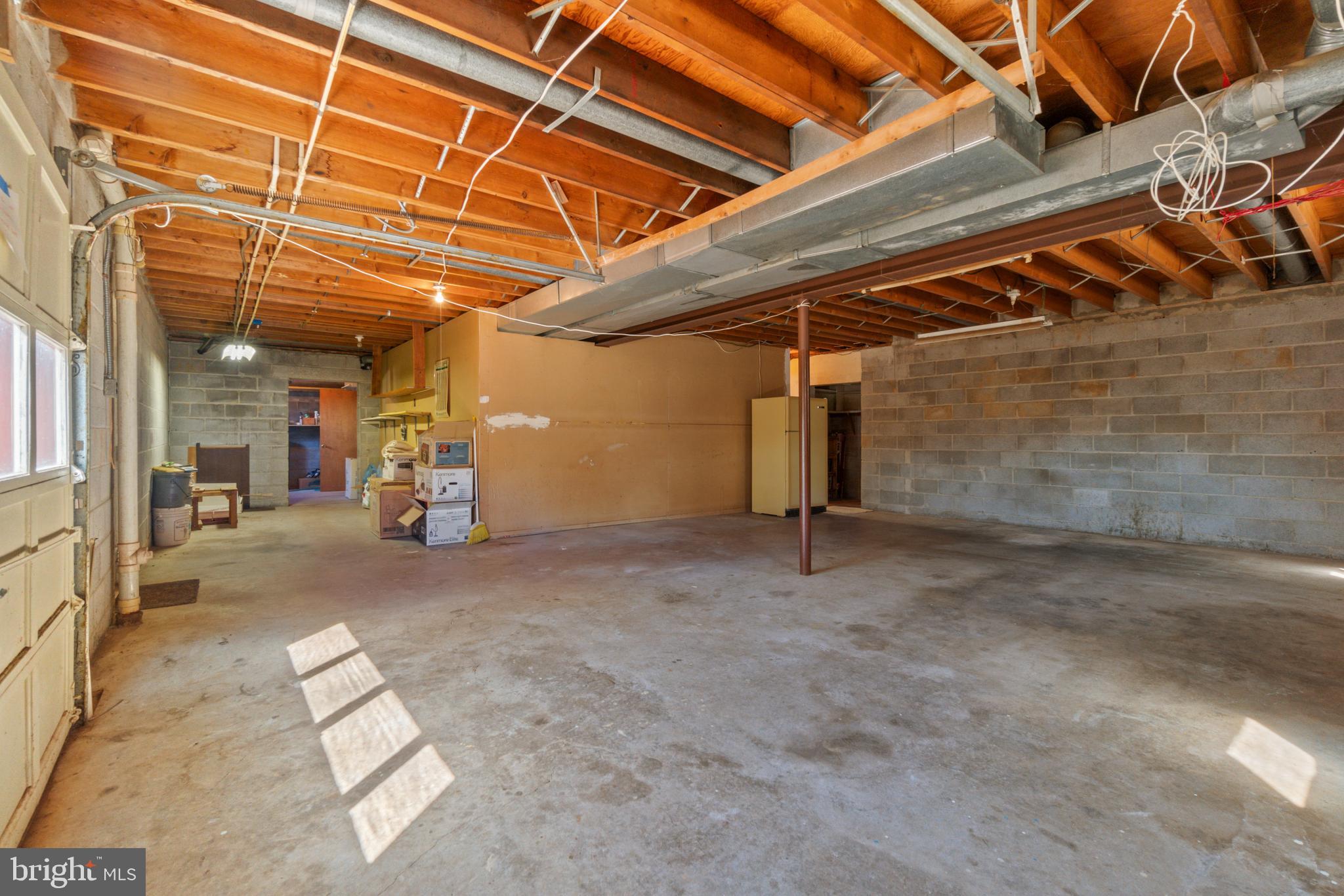 GREEN HILL FARM - Residential