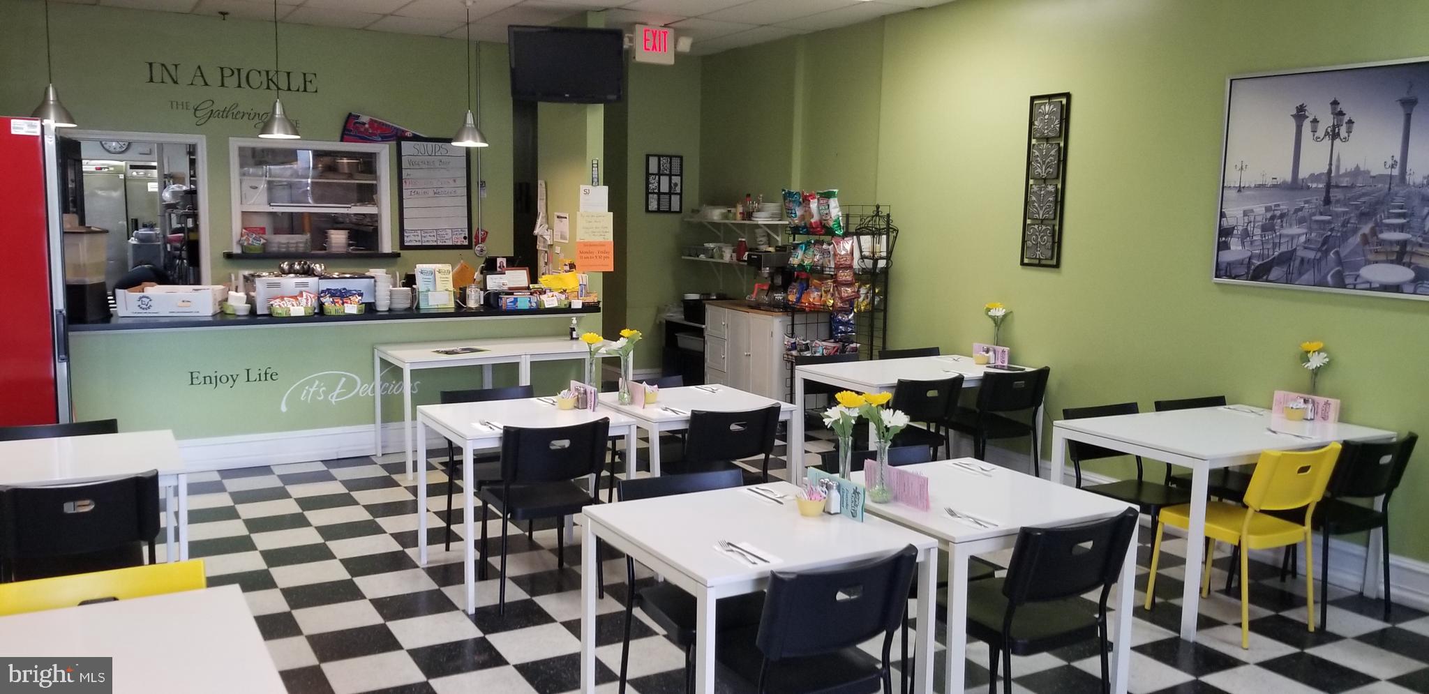 530 CROWN POINT ROAD 2