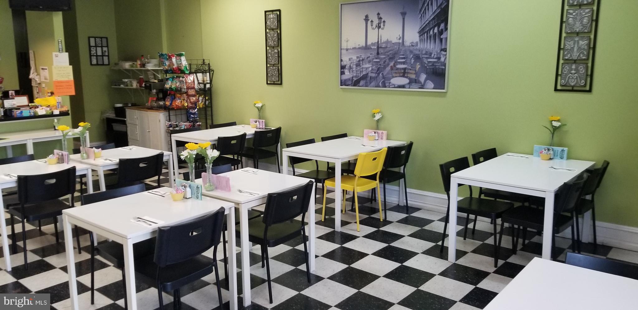 530 CROWN POINT ROAD 2