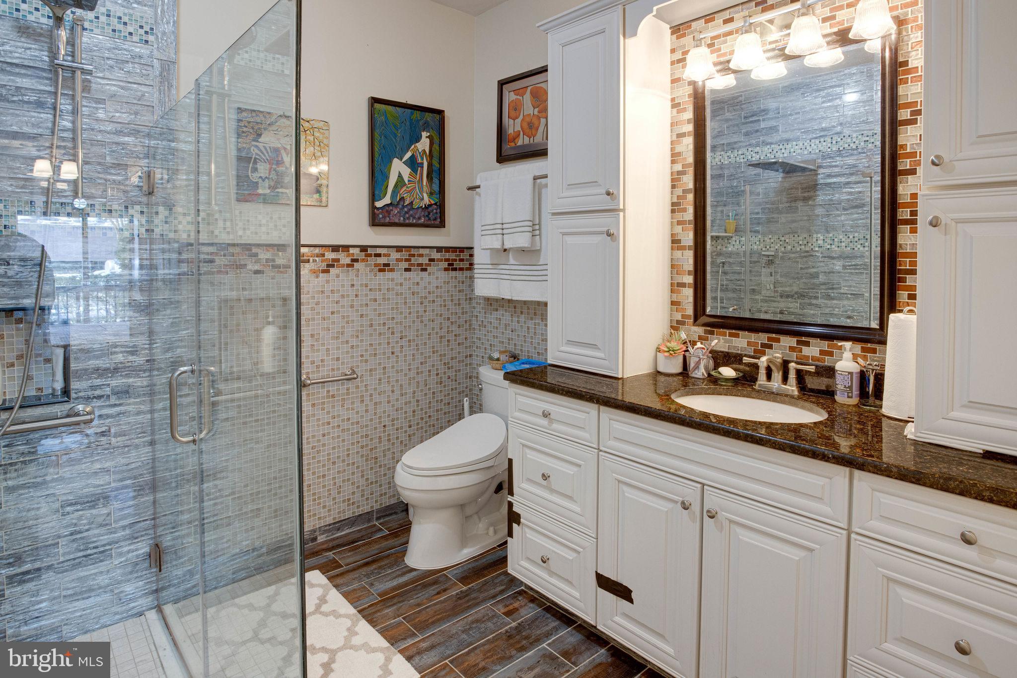 FAIRFAX RIDGE CONDOS - Residential Lease