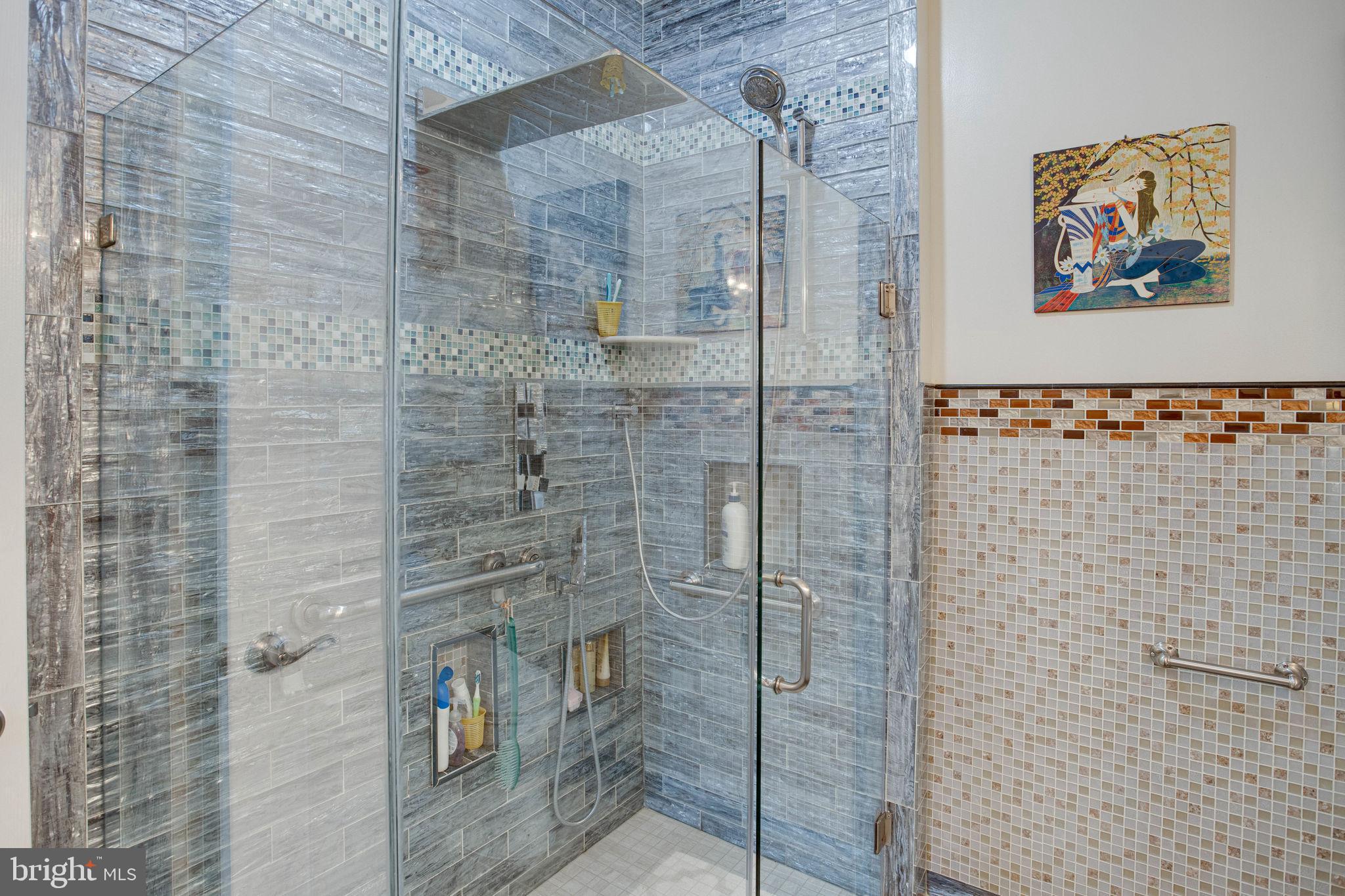 FAIRFAX RIDGE CONDOS - Residential Lease