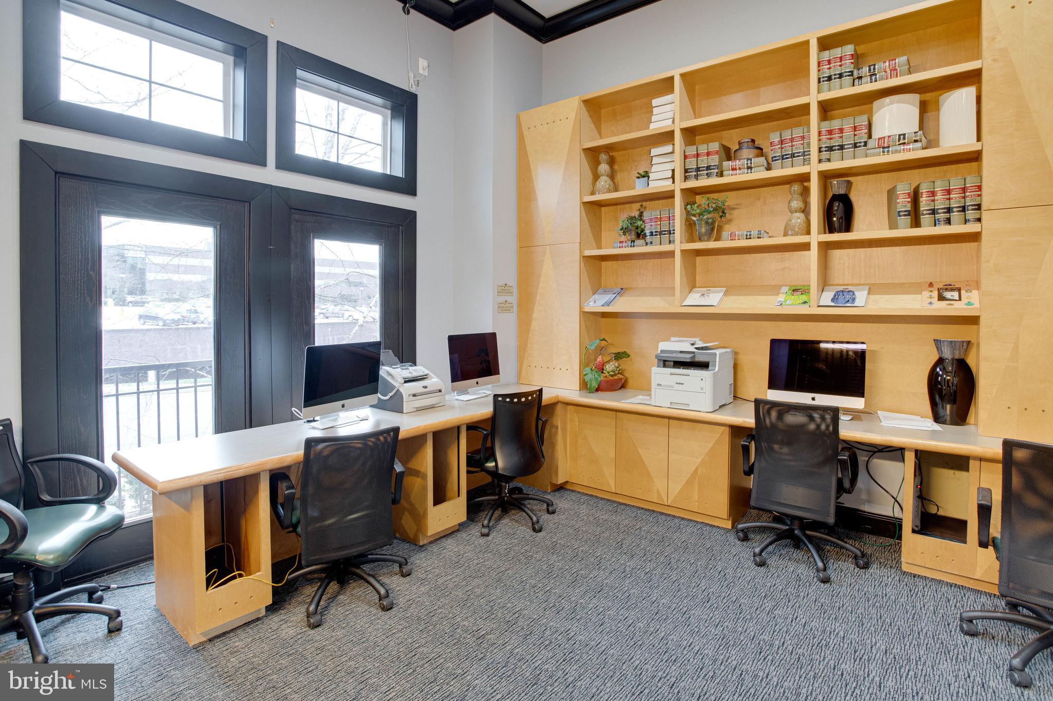 FAIRFAX RIDGE CONDOS - Residential Lease