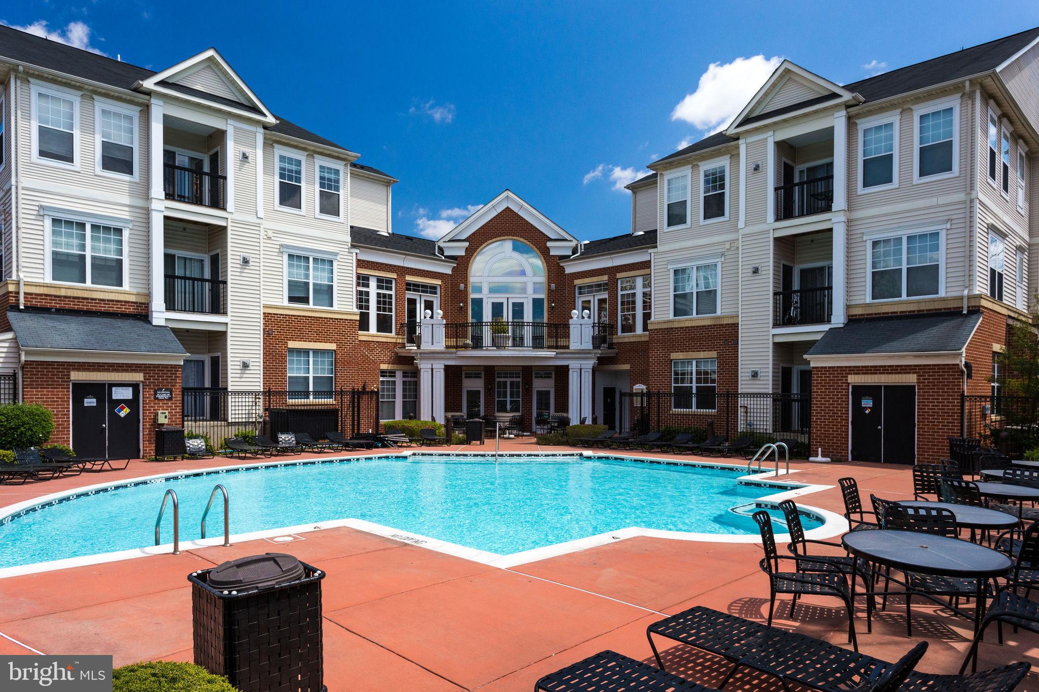 FAIRFAX RIDGE CONDOS - Residential Lease