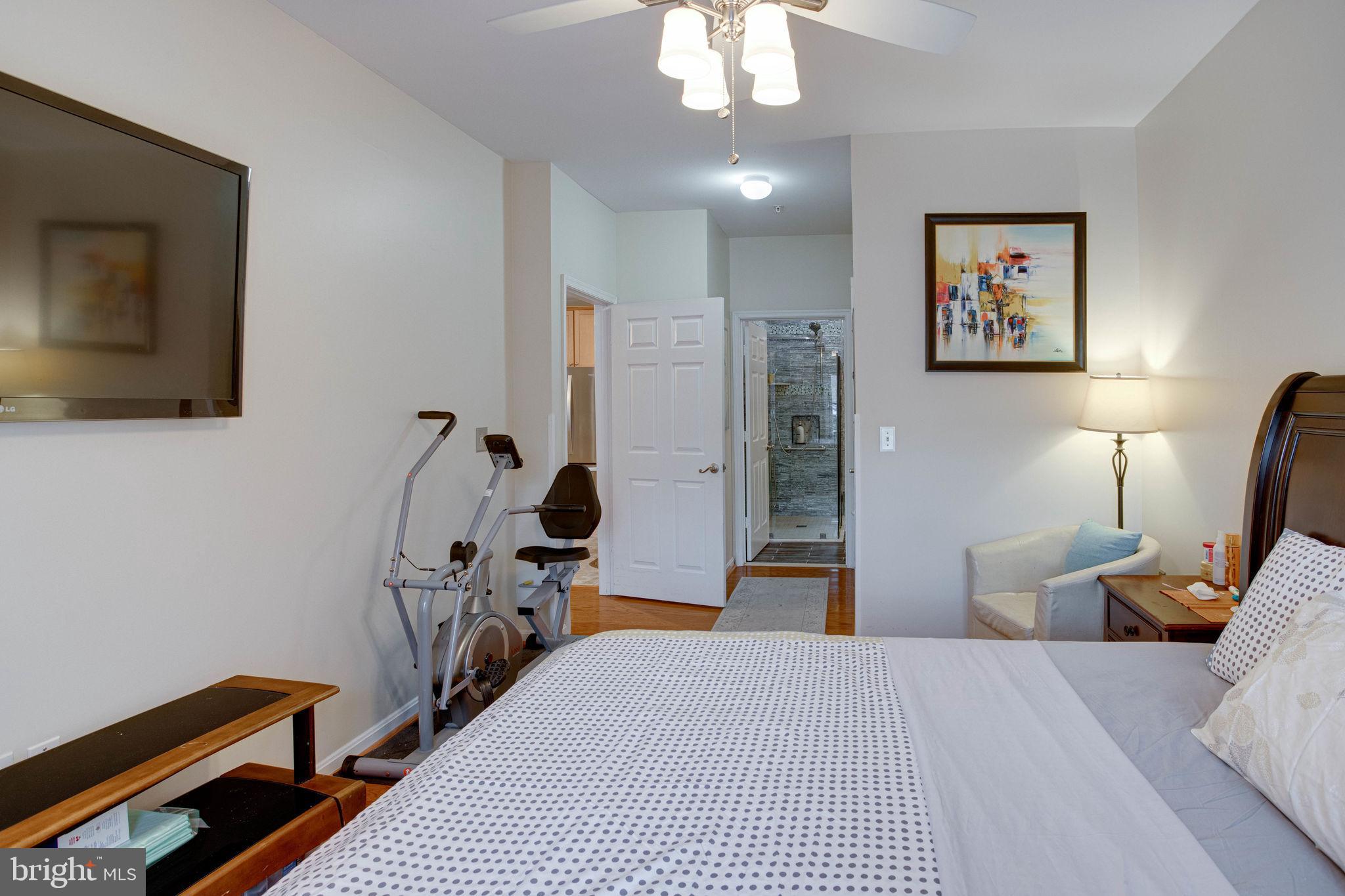 FAIRFAX RIDGE CONDOS - Residential Lease