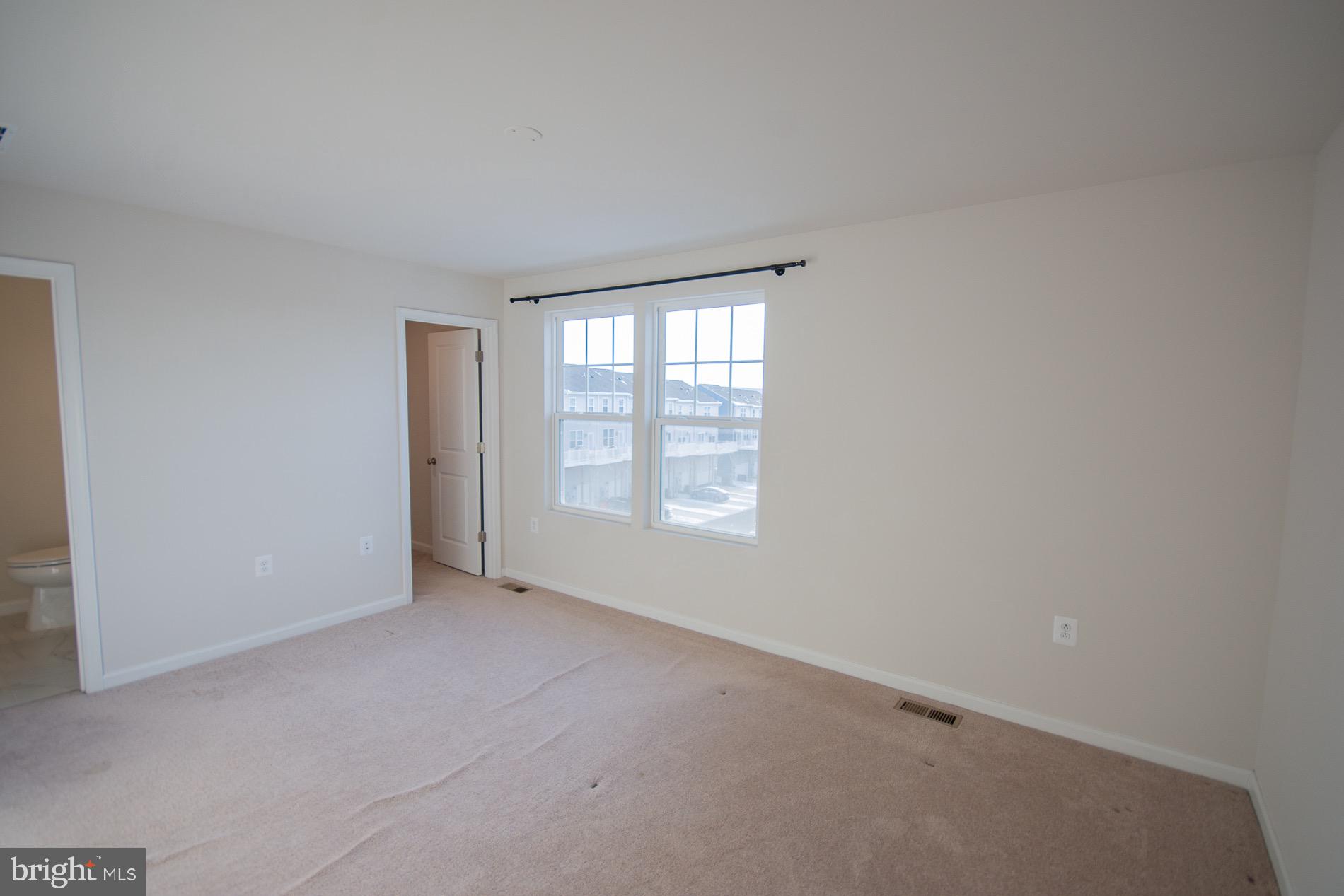 PRESIDENTS POINTE - Residential Lease