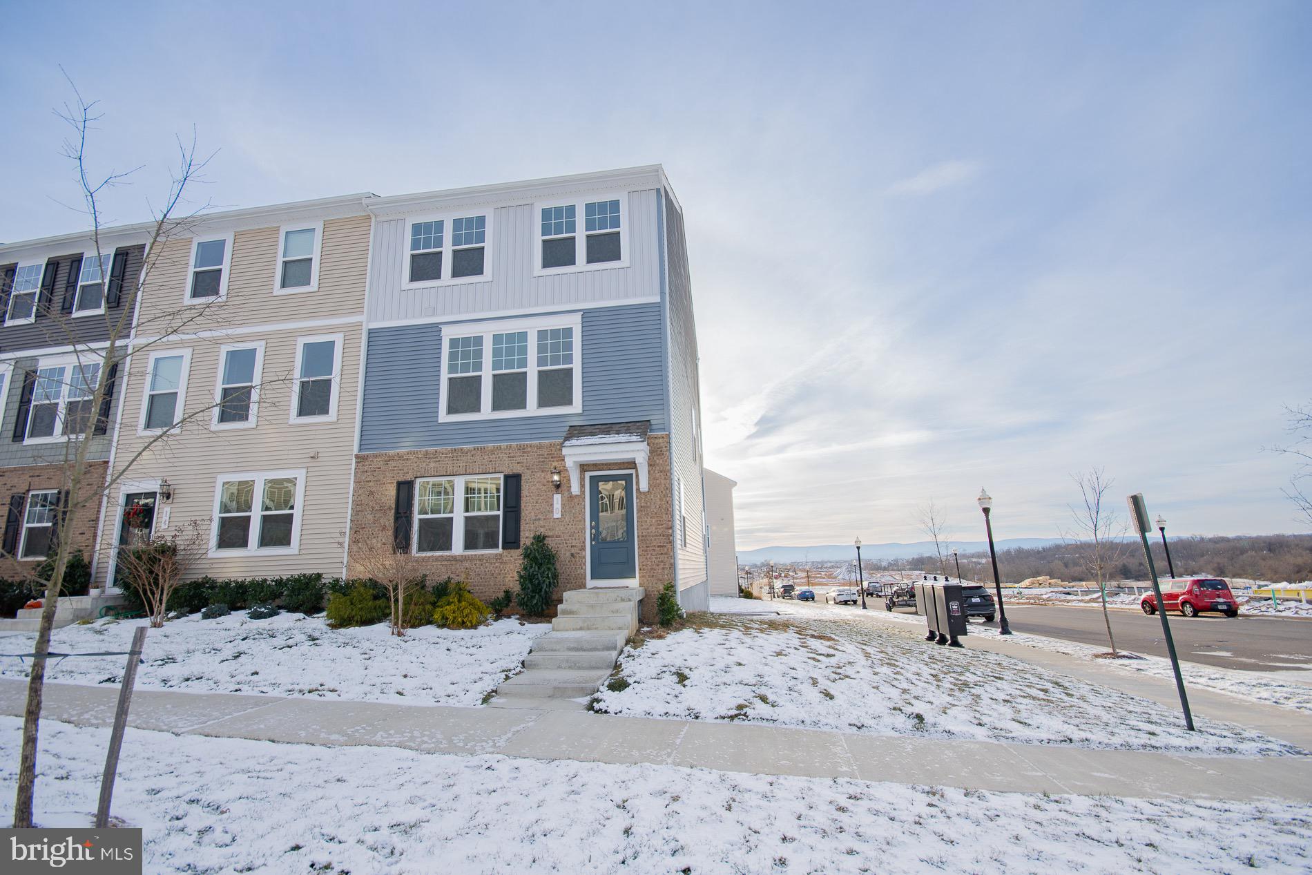 PRESIDENTS POINTE - Residential Lease