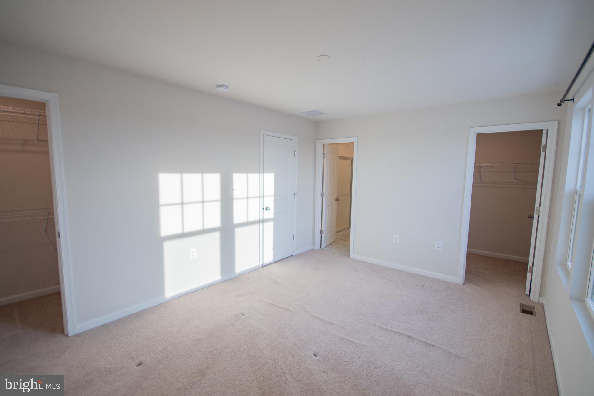 PRESIDENTS POINTE - Residential Lease